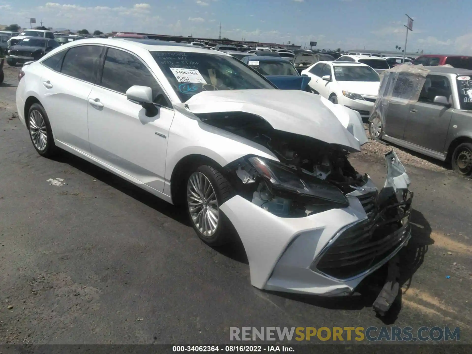 1 Photograph of a damaged car 4T1B21FBXKU010513 TOYOTA AVALON 2019