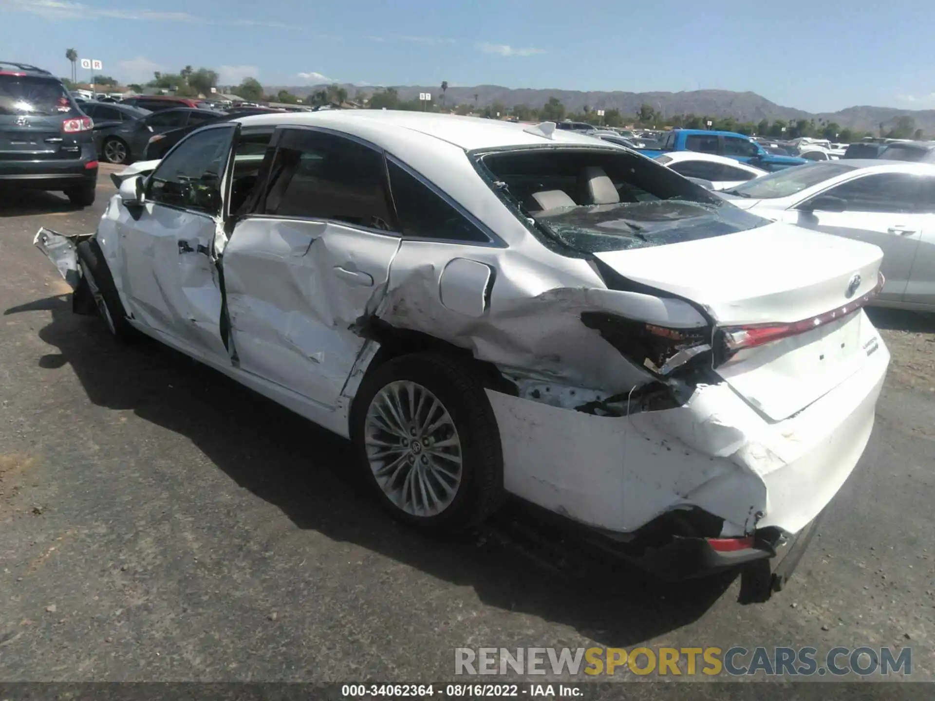 3 Photograph of a damaged car 4T1B21FBXKU010513 TOYOTA AVALON 2019