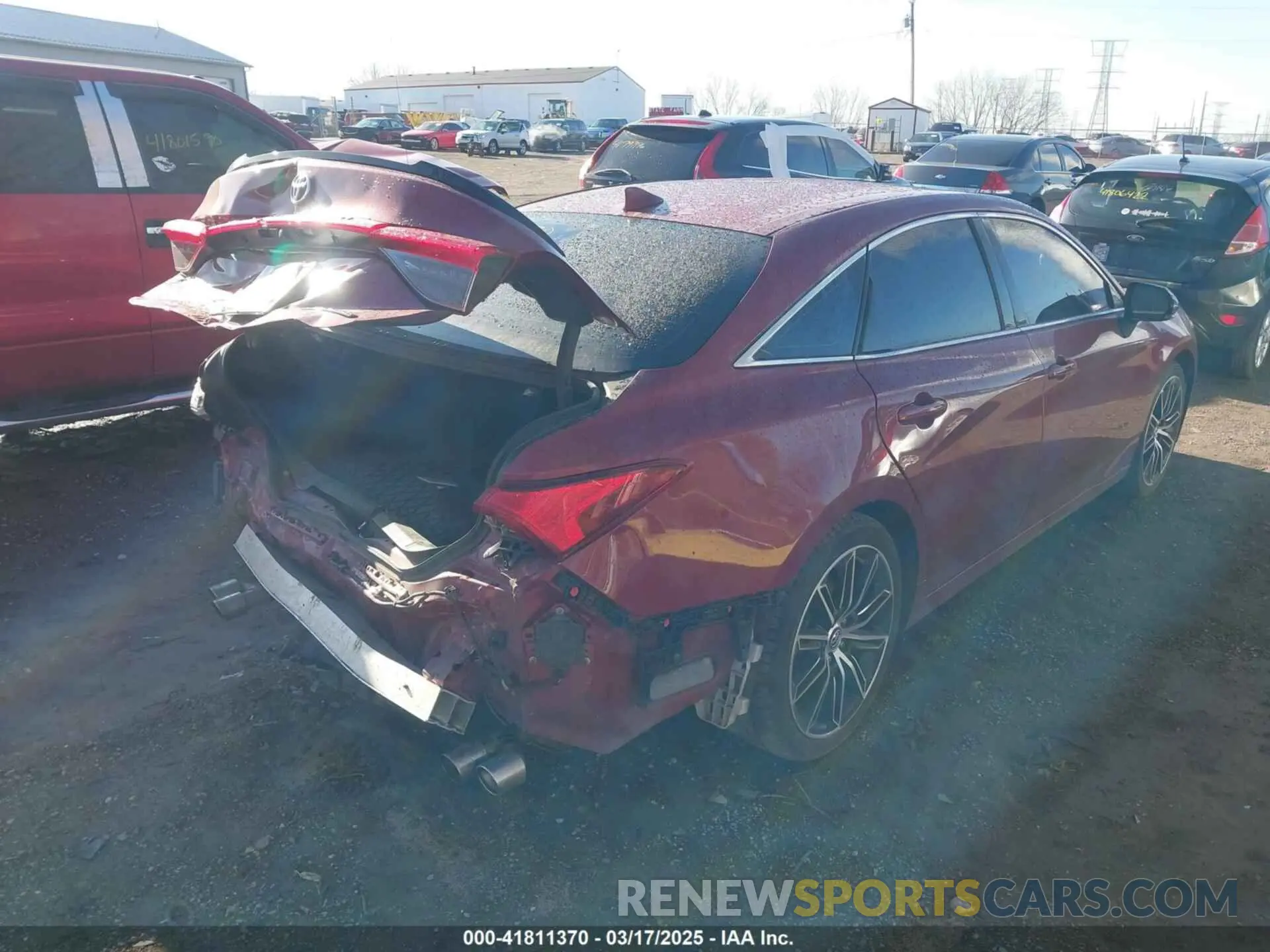6 Photograph of a damaged car 4T1BZ1FB0KU009172 TOYOTA AVALON 2019