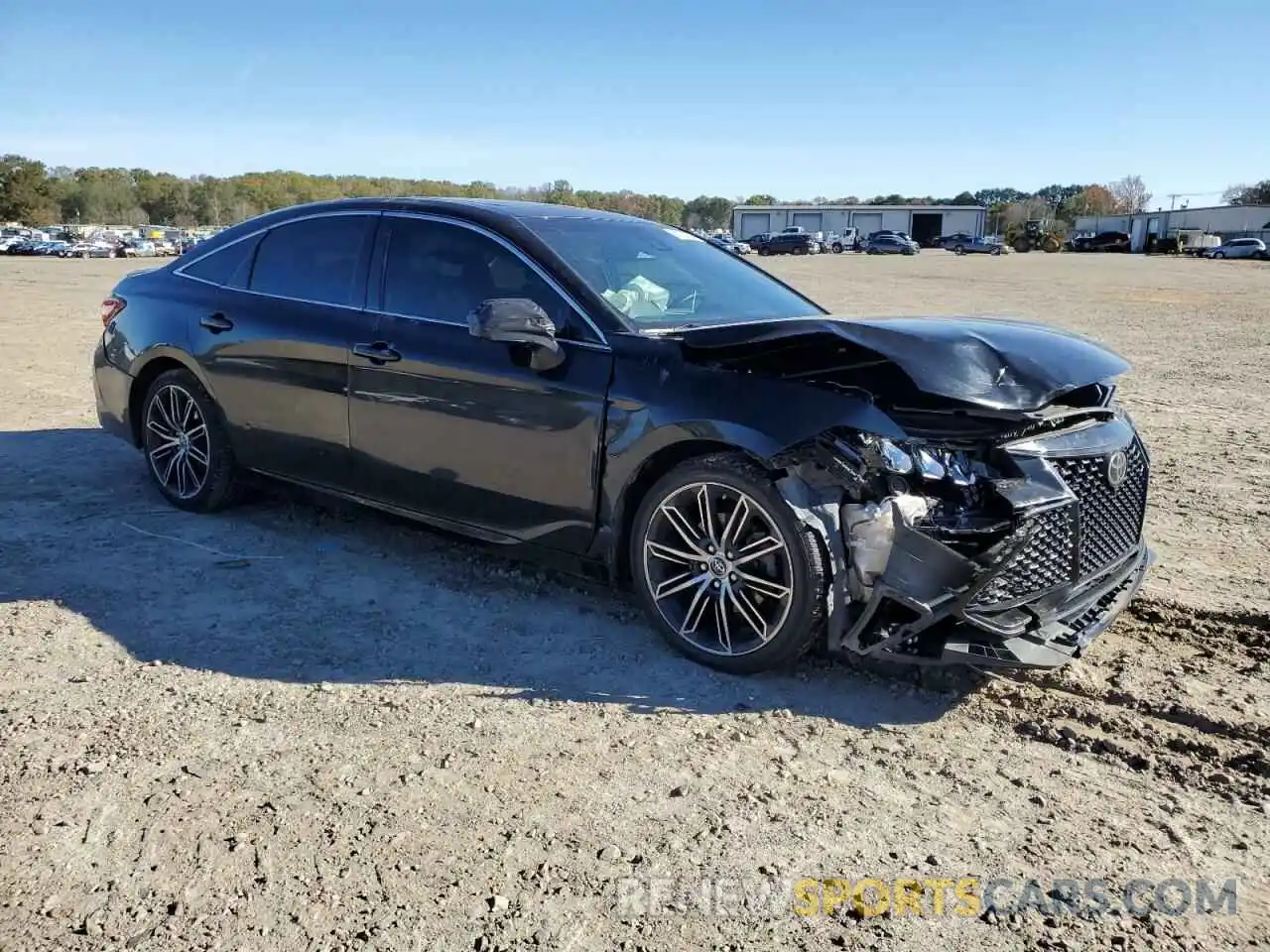 4 Photograph of a damaged car 4T1BZ1FB0KU009575 TOYOTA AVALON 2019