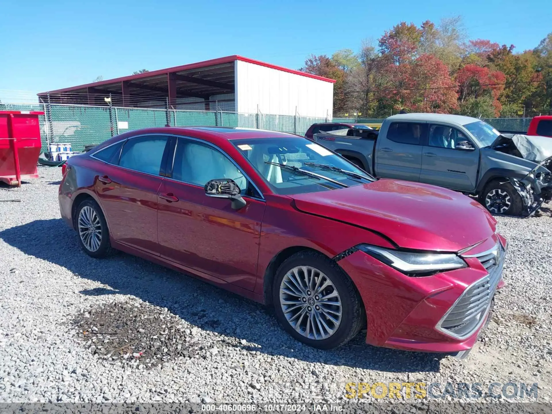 1 Photograph of a damaged car 4T1BZ1FB0KU010029 TOYOTA AVALON 2019