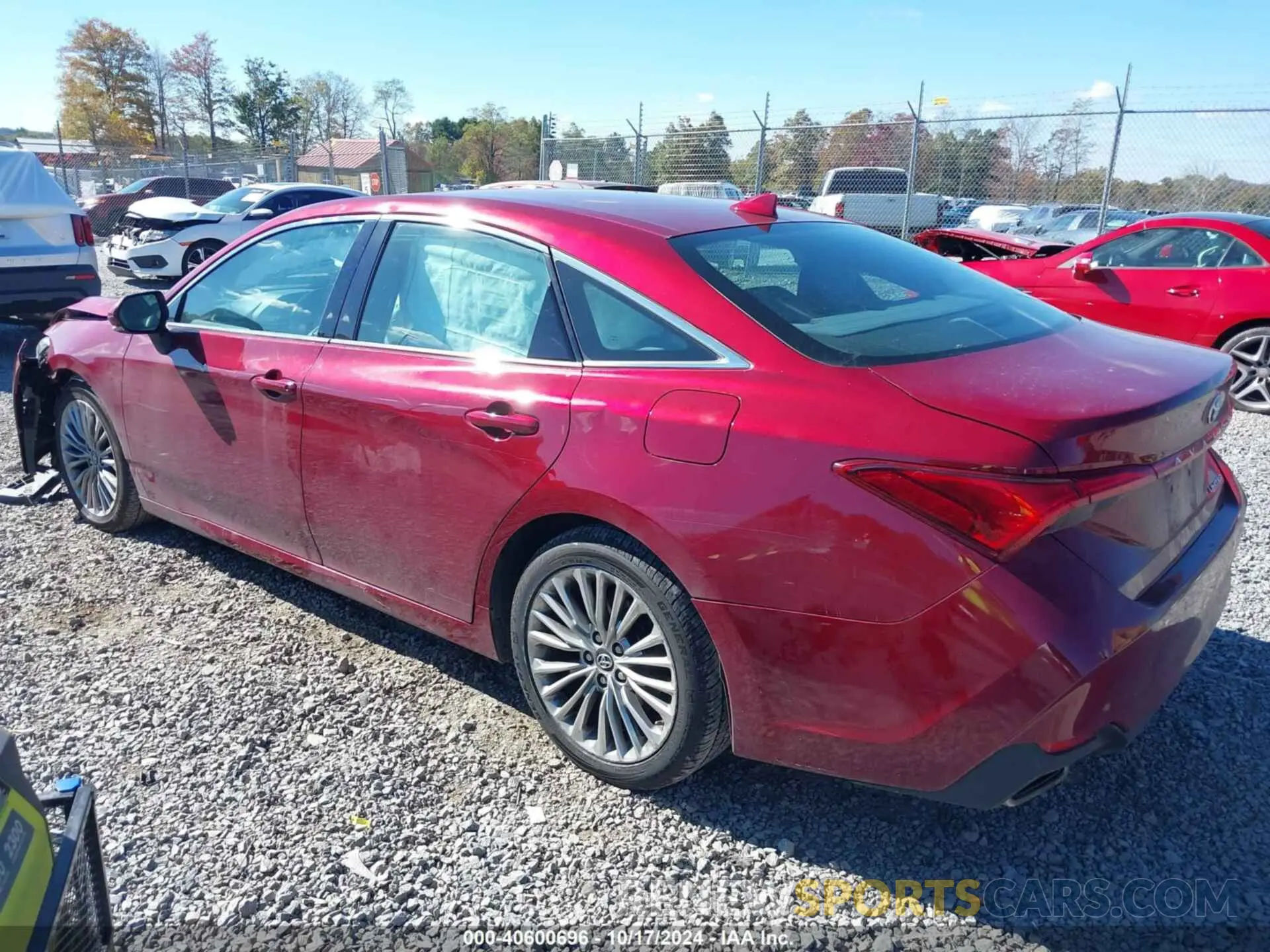 3 Photograph of a damaged car 4T1BZ1FB0KU010029 TOYOTA AVALON 2019