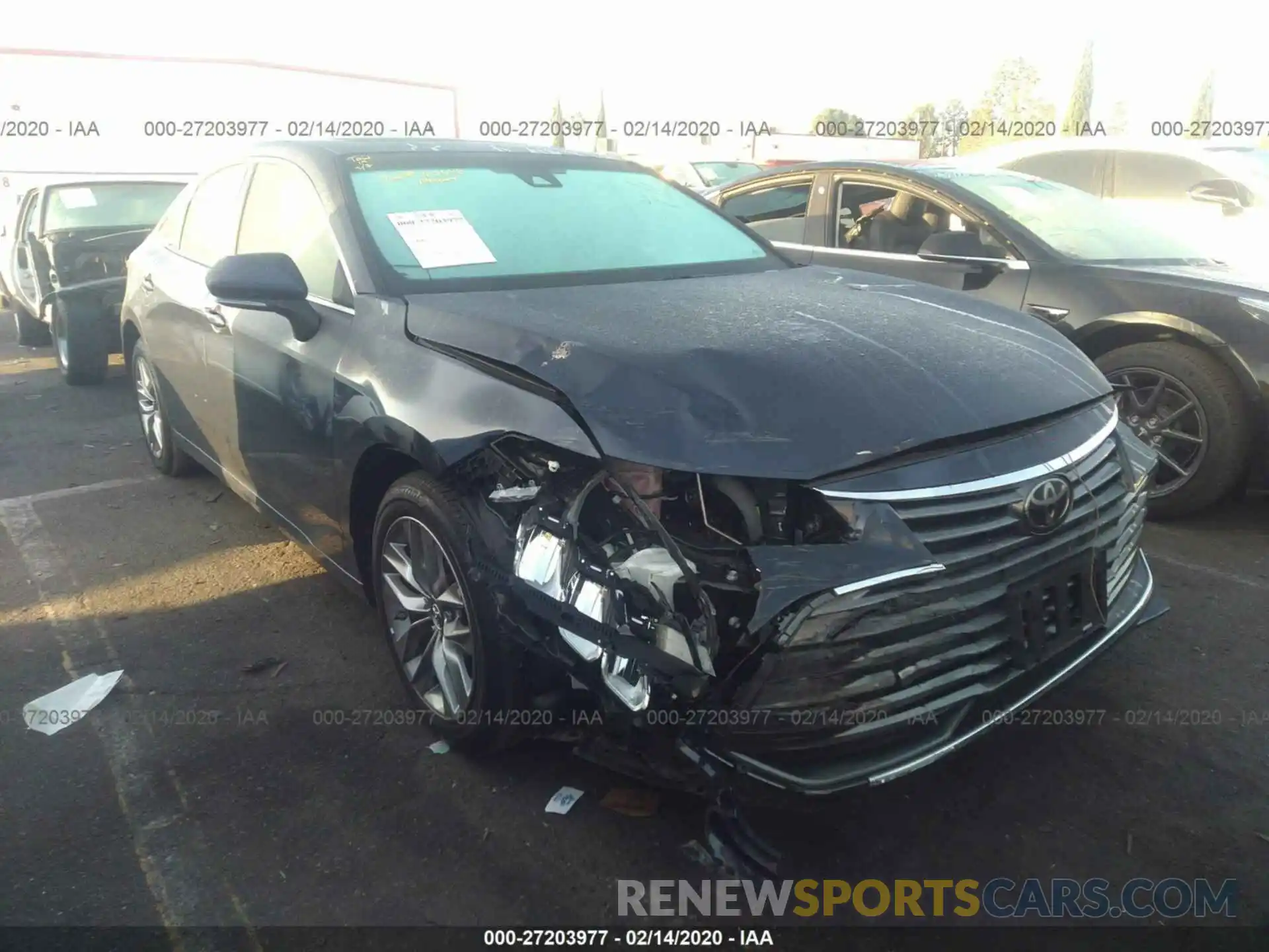 1 Photograph of a damaged car 4T1BZ1FB0KU010225 TOYOTA AVALON 2019