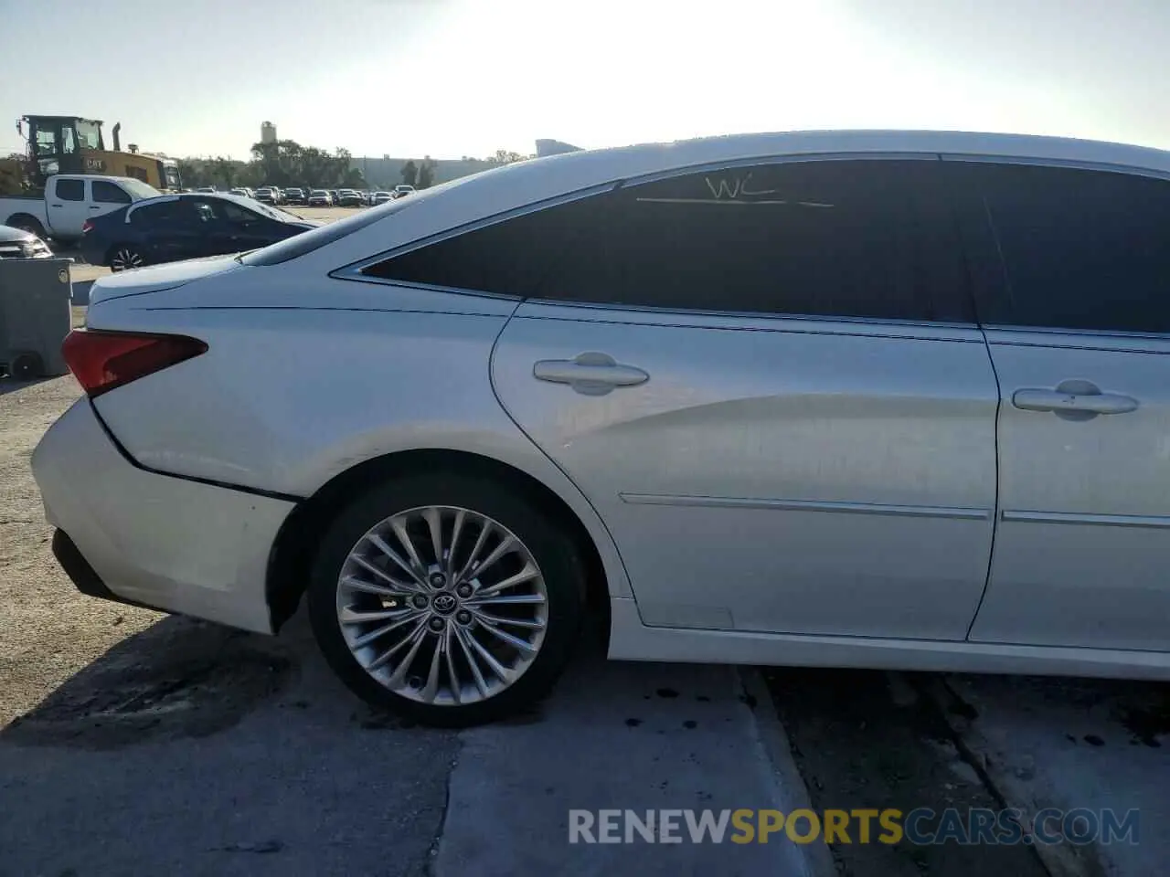 12 Photograph of a damaged car 4T1BZ1FB0KU011584 TOYOTA AVALON 2019
