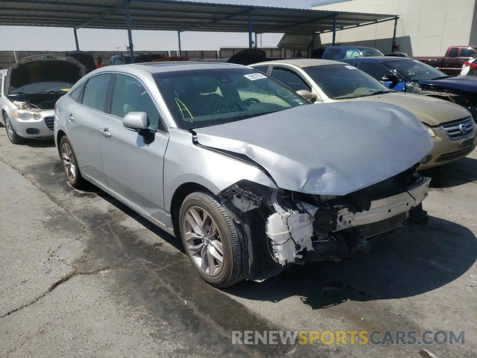 1 Photograph of a damaged car 4T1BZ1FB0KU011651 TOYOTA AVALON 2019