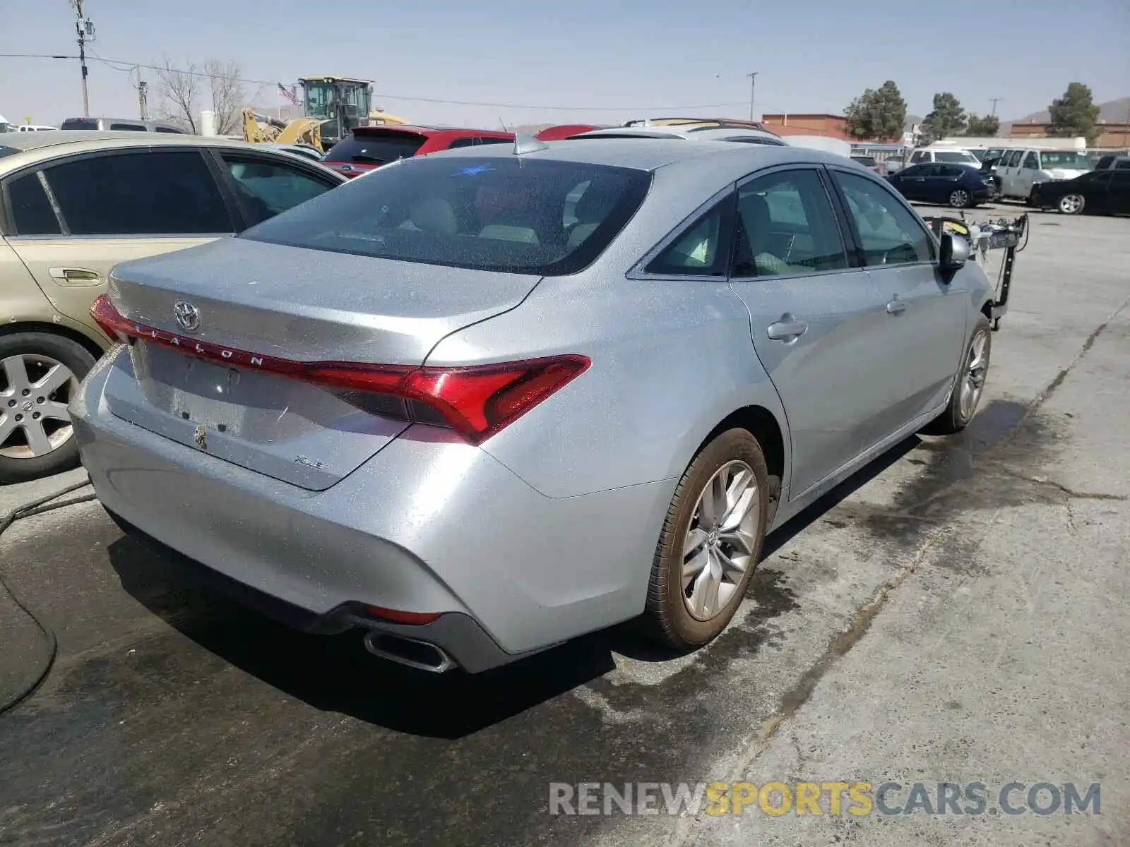 4 Photograph of a damaged car 4T1BZ1FB0KU011651 TOYOTA AVALON 2019