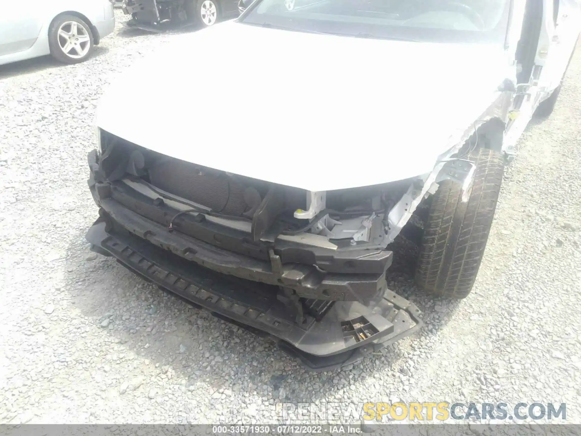 6 Photograph of a damaged car 4T1BZ1FB0KU019507 TOYOTA AVALON 2019