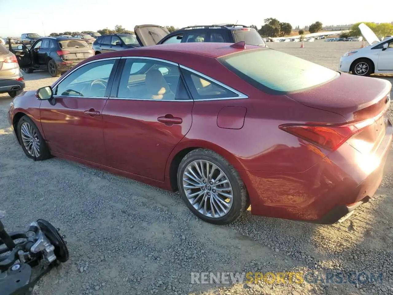 2 Photograph of a damaged car 4T1BZ1FB0KU027431 TOYOTA AVALON 2019