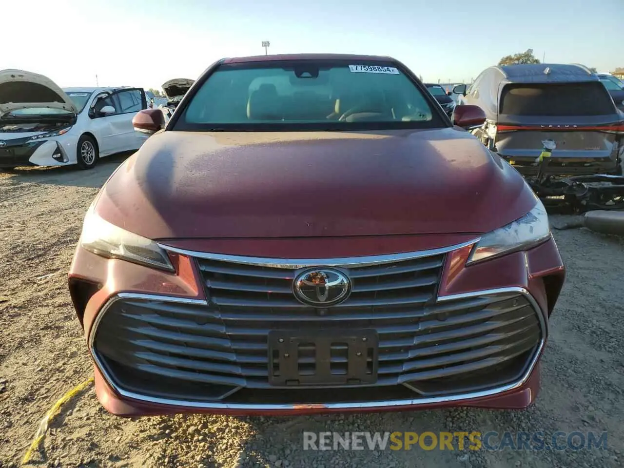 5 Photograph of a damaged car 4T1BZ1FB0KU027431 TOYOTA AVALON 2019