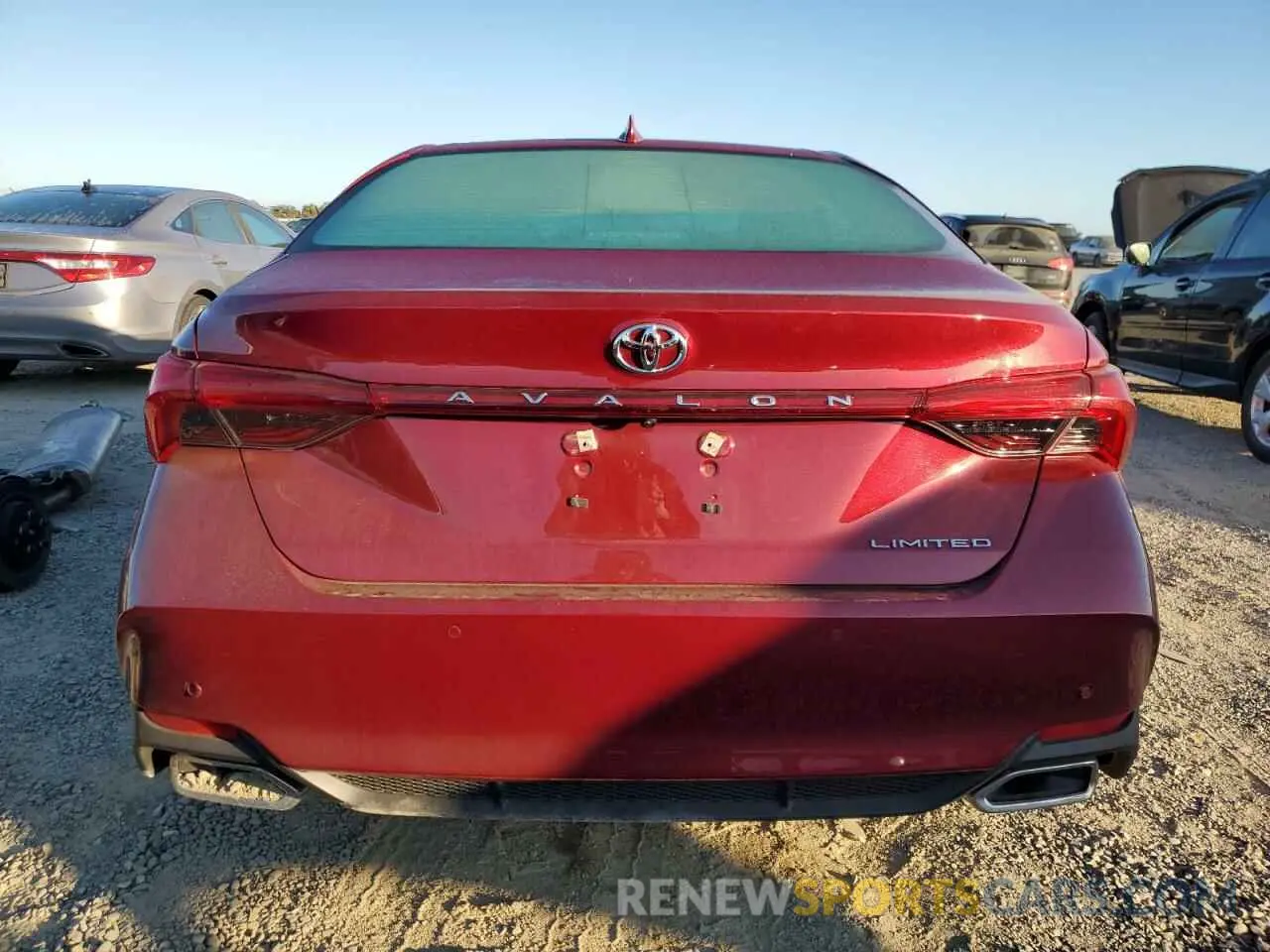 6 Photograph of a damaged car 4T1BZ1FB0KU027431 TOYOTA AVALON 2019