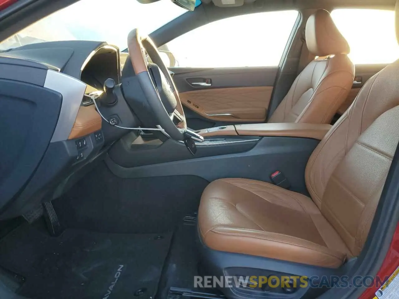 7 Photograph of a damaged car 4T1BZ1FB0KU027431 TOYOTA AVALON 2019