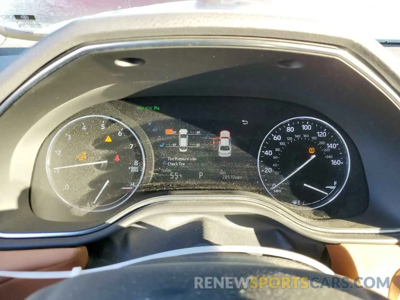 9 Photograph of a damaged car 4T1BZ1FB0KU027431 TOYOTA AVALON 2019