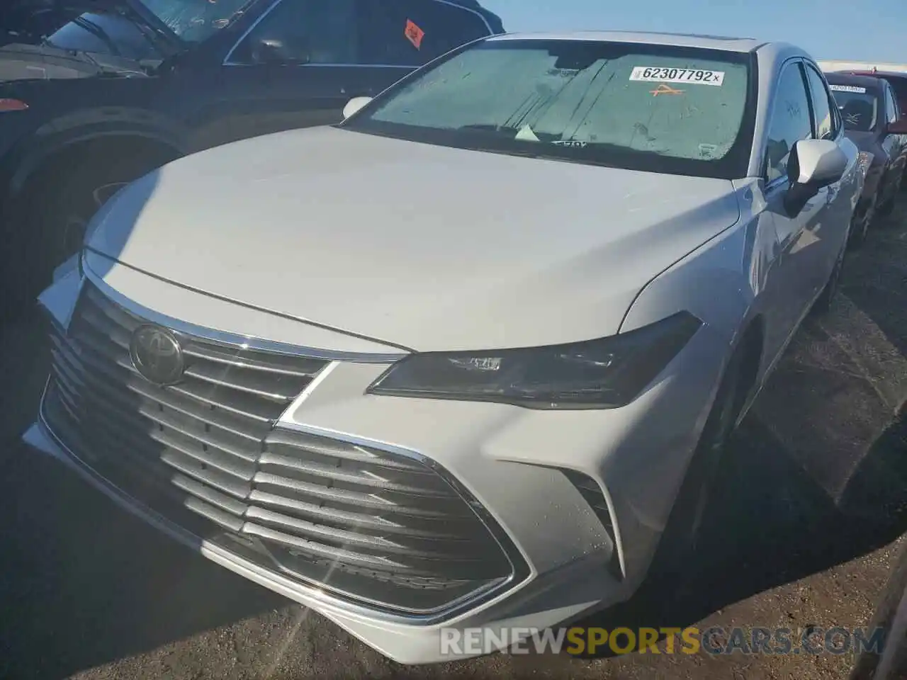 2 Photograph of a damaged car 4T1BZ1FB0KU033987 TOYOTA AVALON 2019