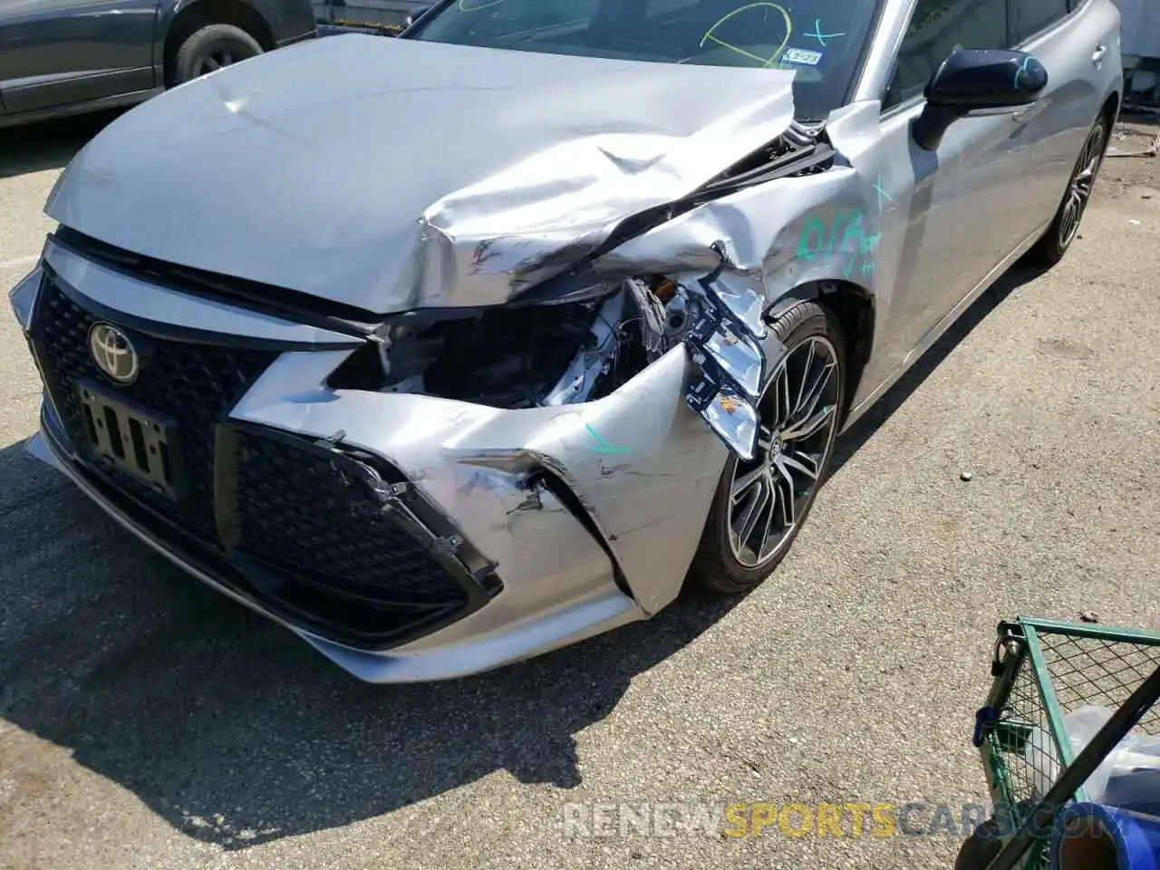 9 Photograph of a damaged car 4T1BZ1FB1KU001419 TOYOTA AVALON 2019