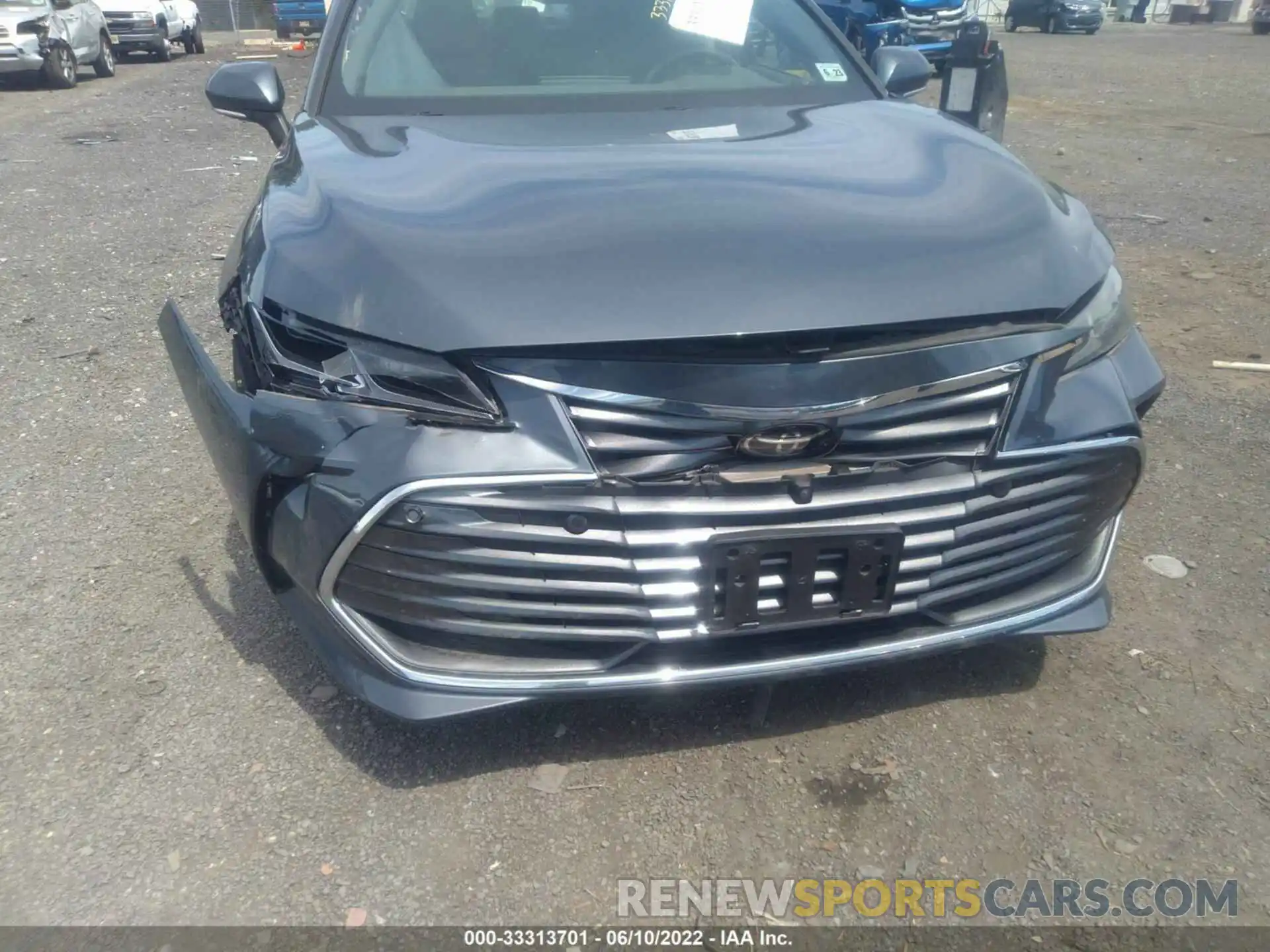 6 Photograph of a damaged car 4T1BZ1FB1KU002666 TOYOTA AVALON 2019