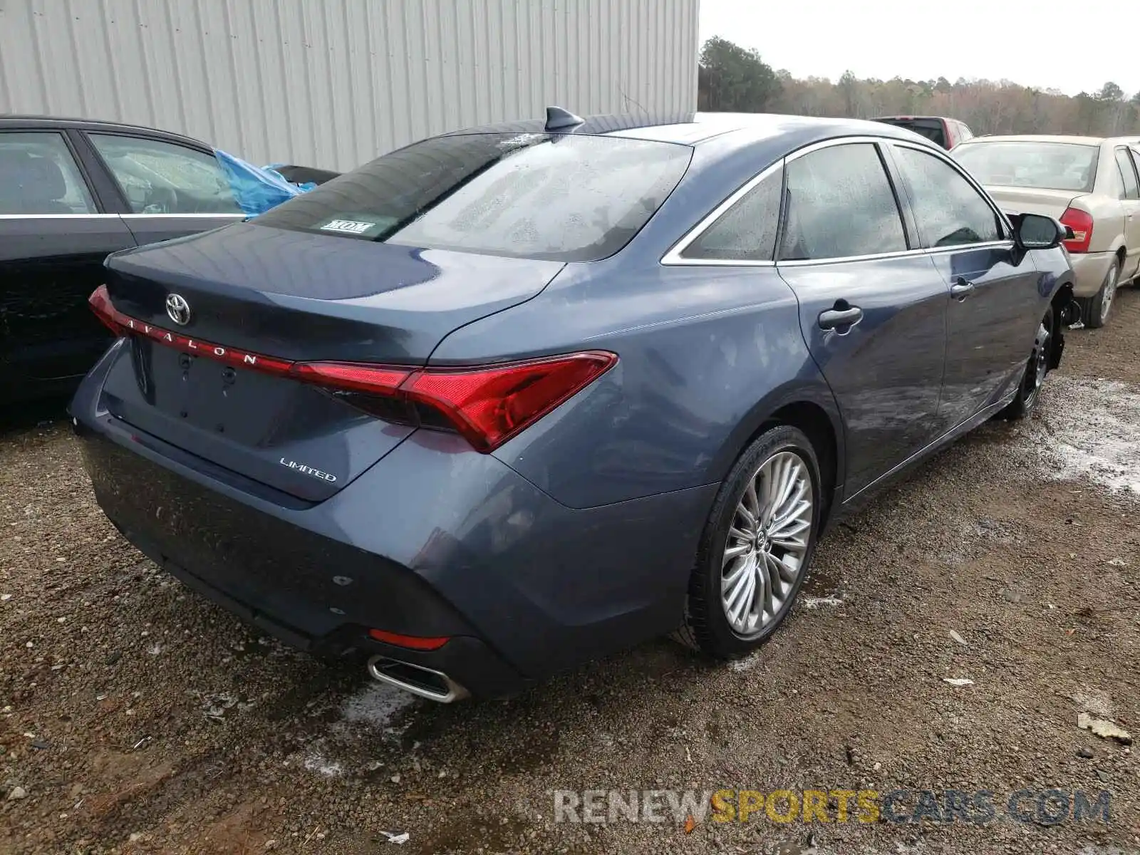 4 Photograph of a damaged car 4T1BZ1FB1KU003252 TOYOTA AVALON 2019