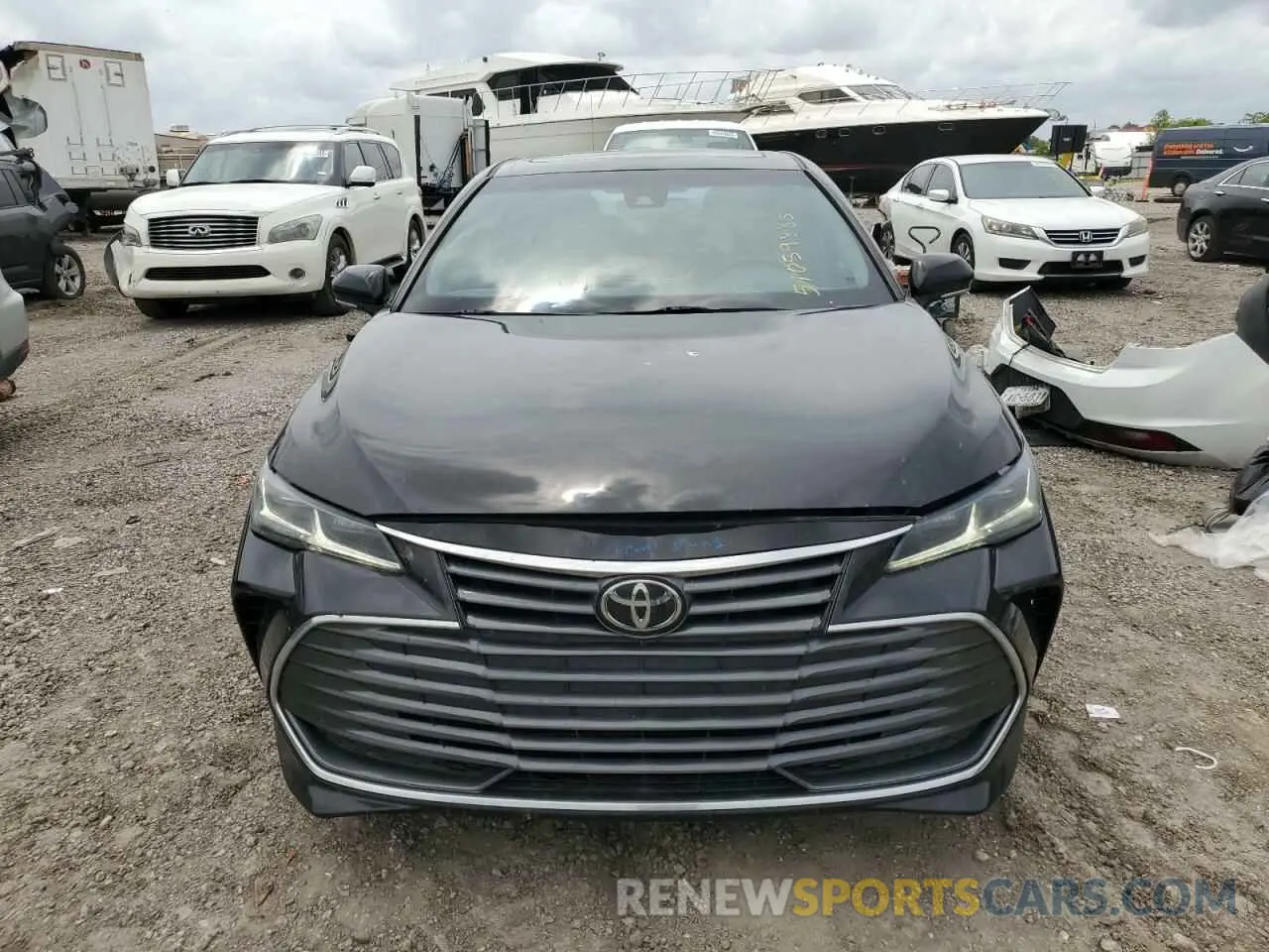 5 Photograph of a damaged car 4T1BZ1FB1KU003493 TOYOTA AVALON 2019