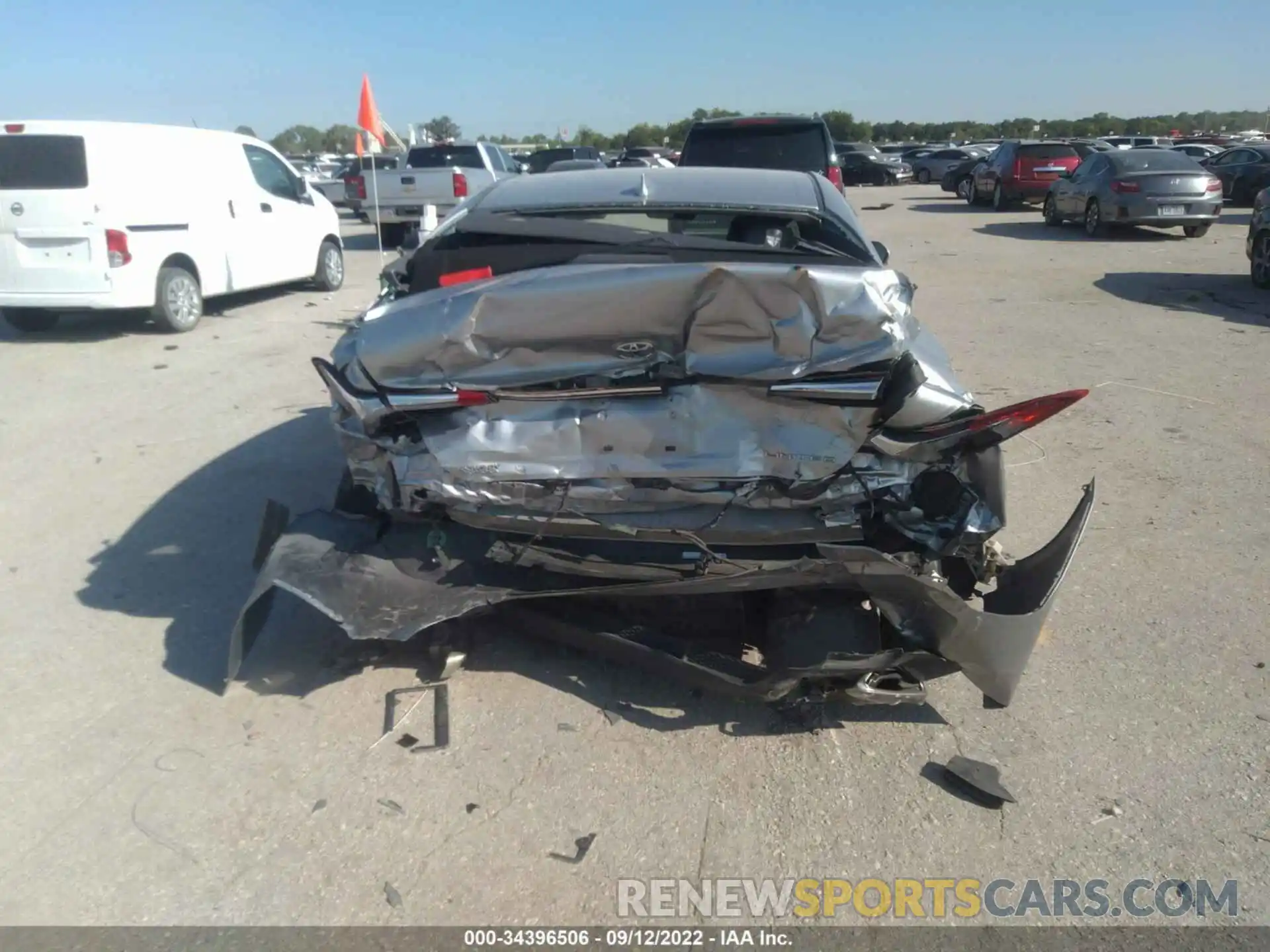 12 Photograph of a damaged car 4T1BZ1FB1KU006717 TOYOTA AVALON 2019