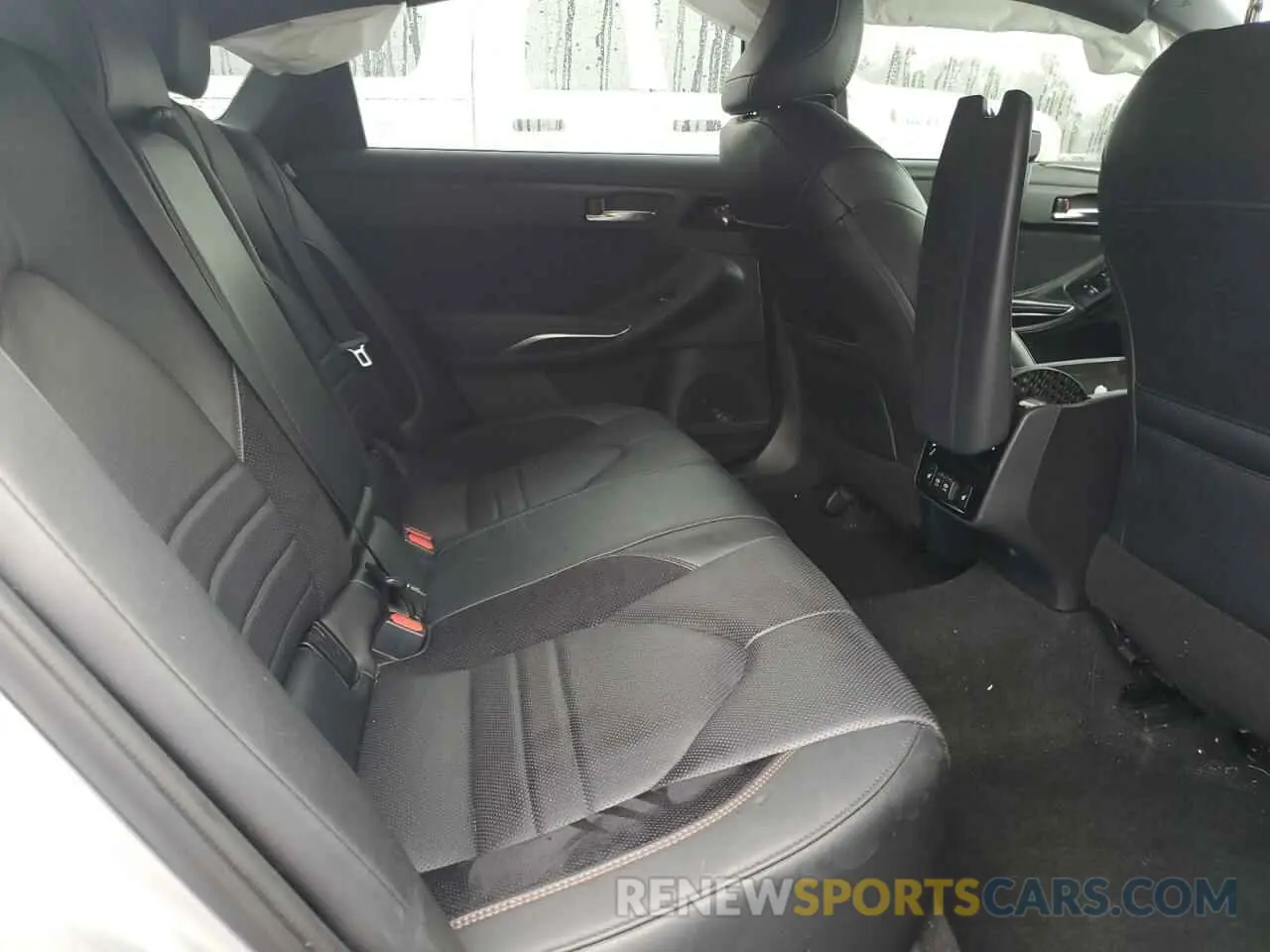 10 Photograph of a damaged car 4T1BZ1FB1KU010878 TOYOTA AVALON 2019