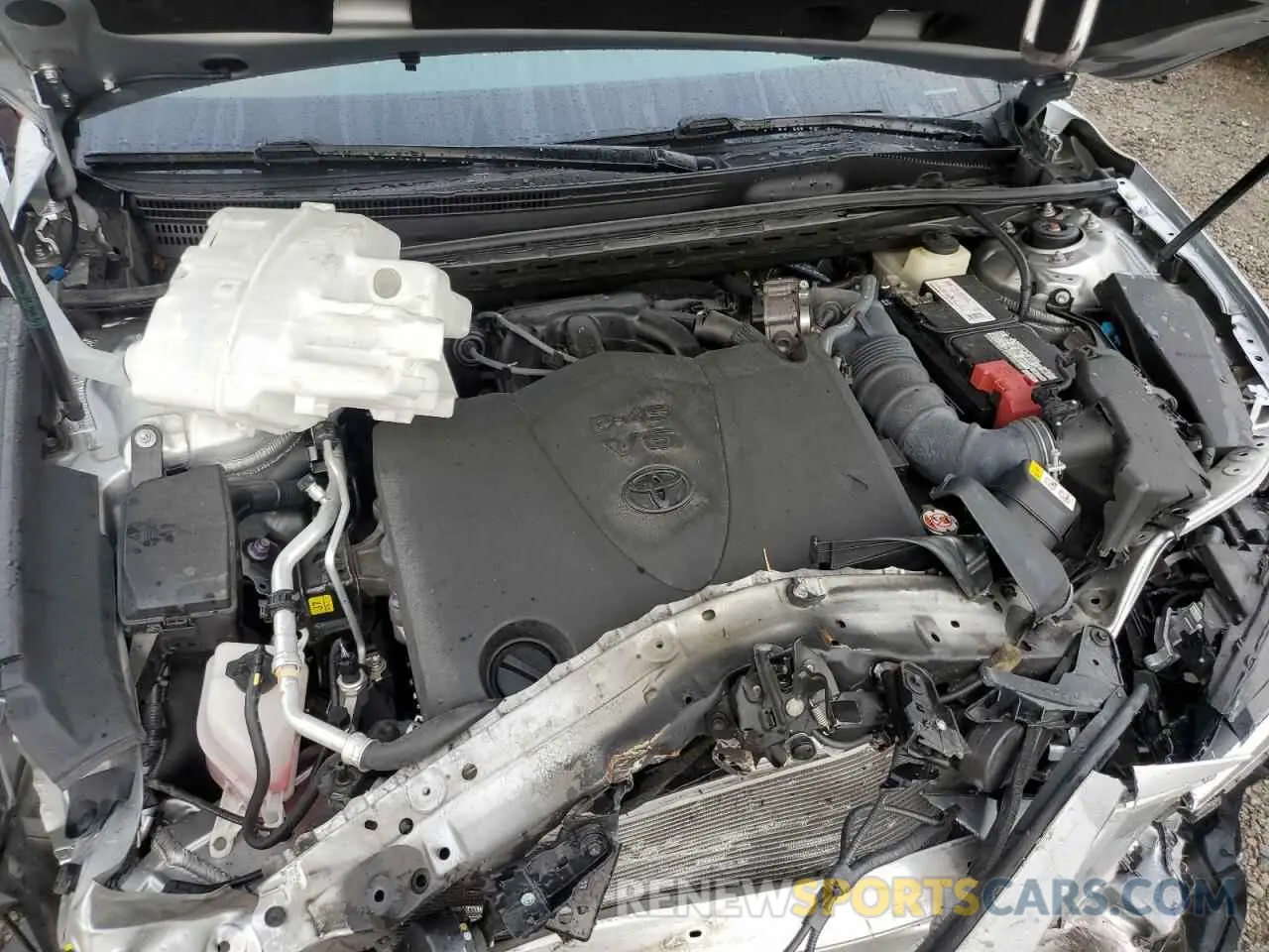 11 Photograph of a damaged car 4T1BZ1FB1KU010878 TOYOTA AVALON 2019