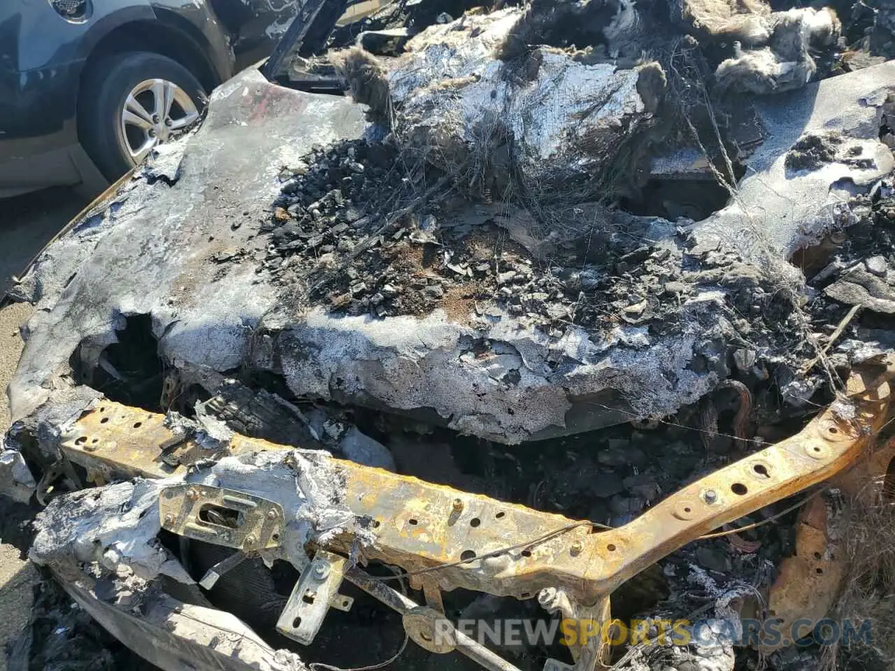 11 Photograph of a damaged car 4T1BZ1FB1KU019726 TOYOTA AVALON 2019