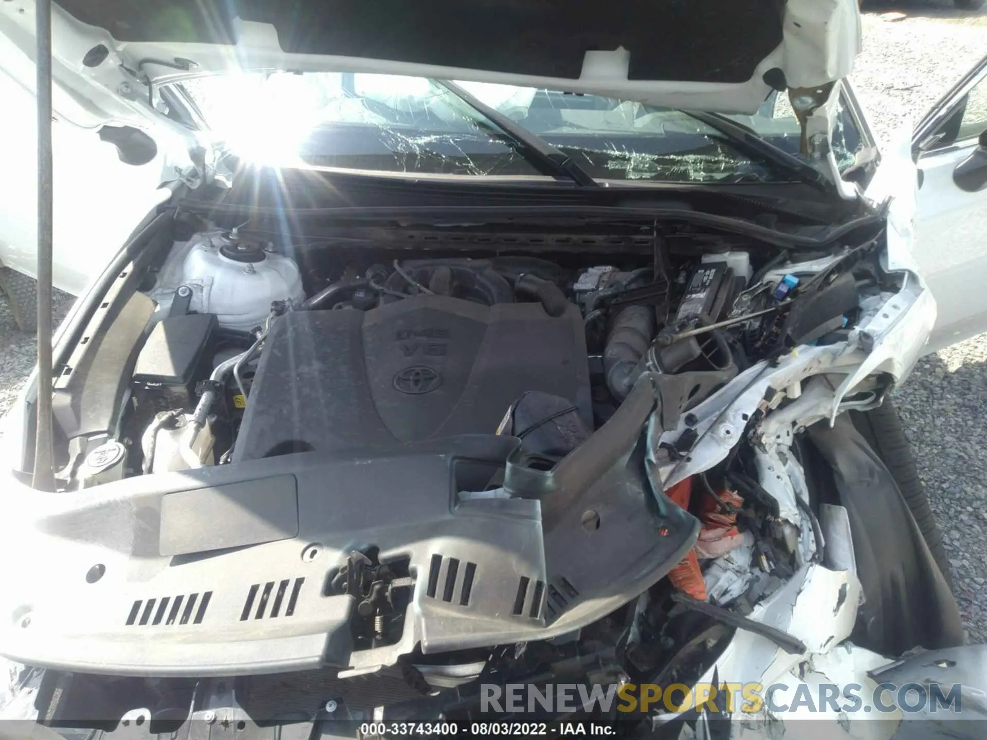 6 Photograph of a damaged car 4T1BZ1FB1KU021346 TOYOTA AVALON 2019