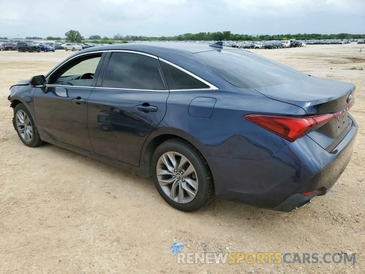 2 Photograph of a damaged car 4T1BZ1FB1KU030015 TOYOTA AVALON 2019