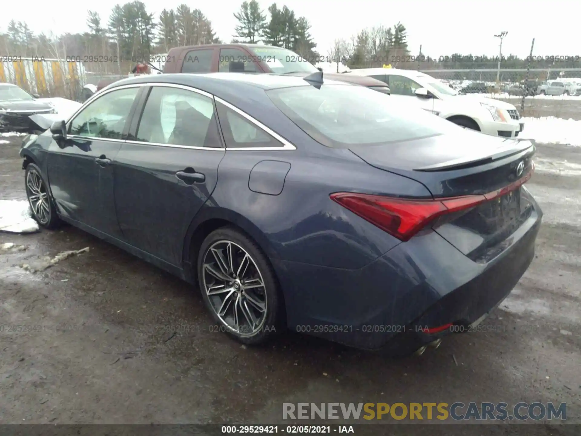 3 Photograph of a damaged car 4T1BZ1FB2KU009903 TOYOTA AVALON 2019