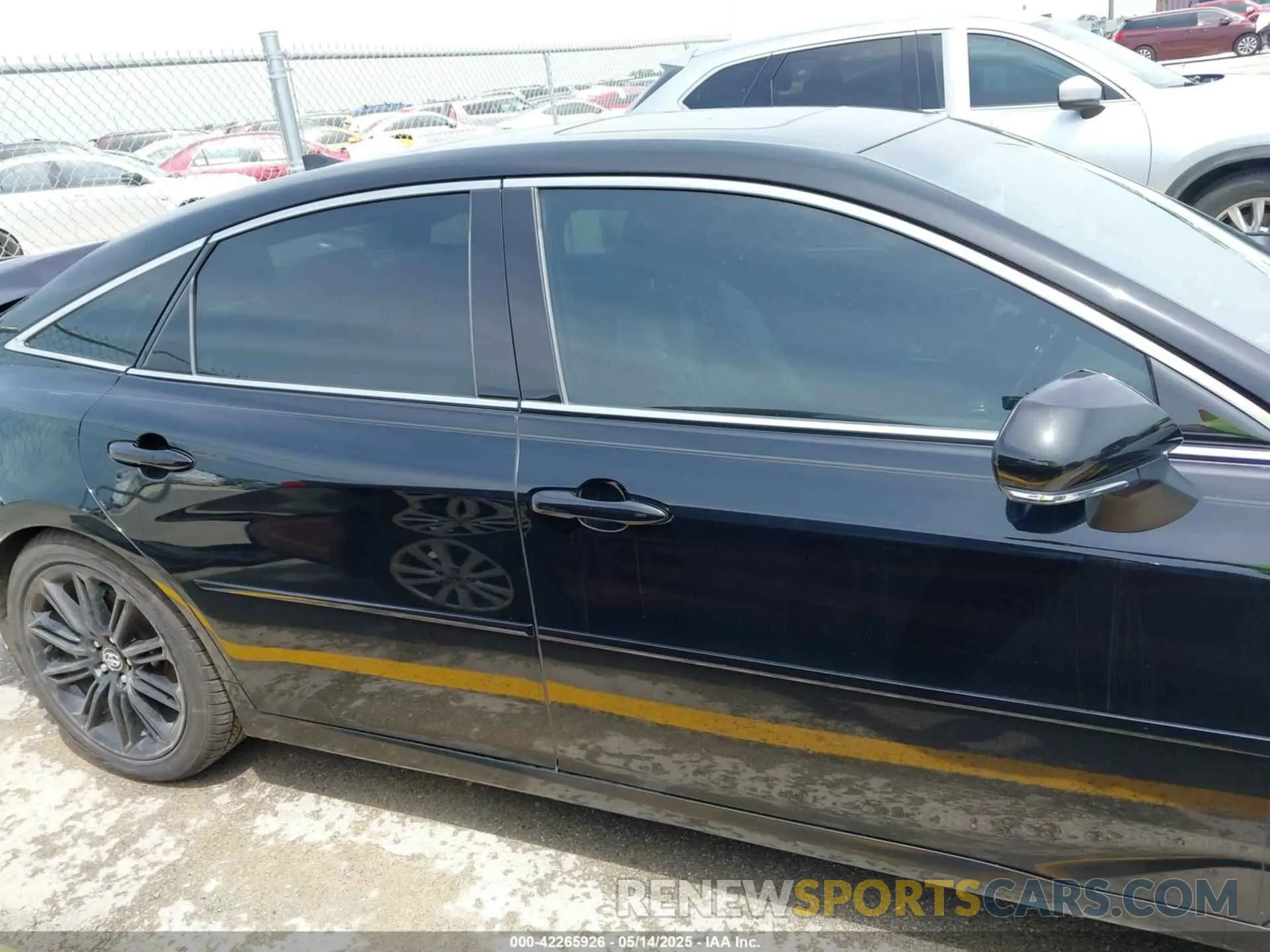 14 Photograph of a damaged car 4T1BZ1FB2KU012283 TOYOTA AVALON 2019