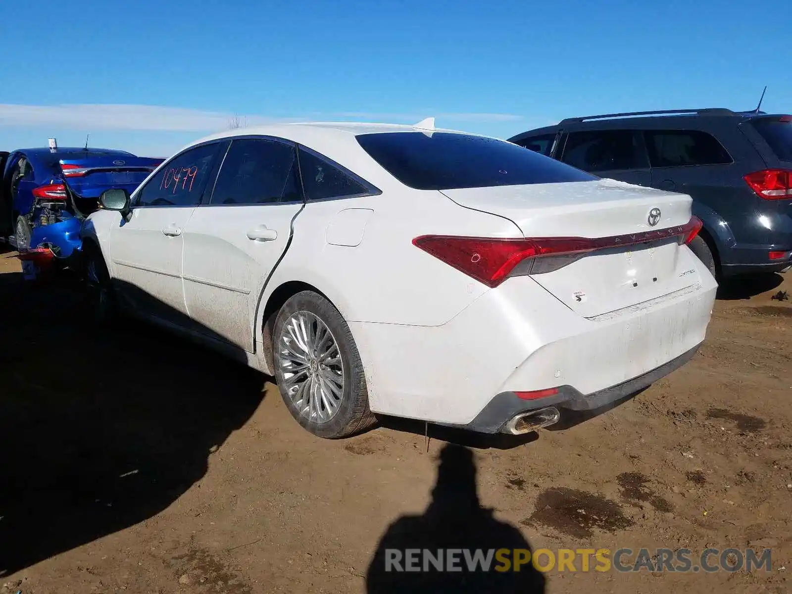 3 Photograph of a damaged car 4T1BZ1FB2KU012459 TOYOTA AVALON 2019