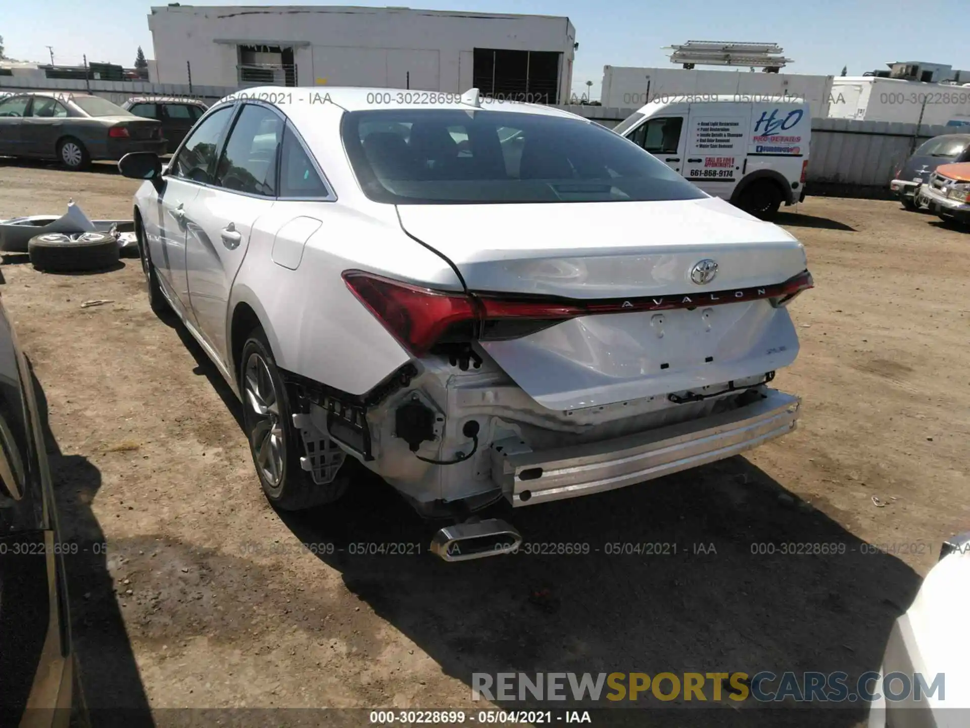 3 Photograph of a damaged car 4T1BZ1FB2KU016141 TOYOTA AVALON 2019