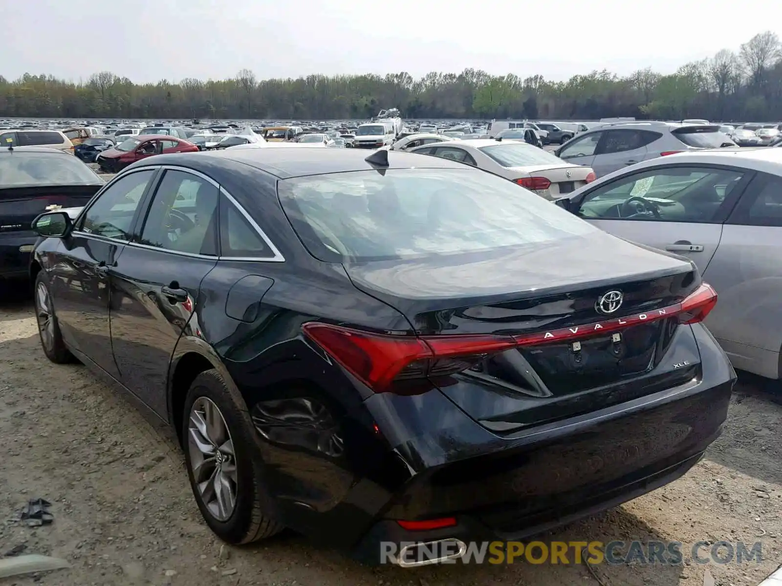 3 Photograph of a damaged car 4T1BZ1FB2KU026829 TOYOTA AVALON 2019