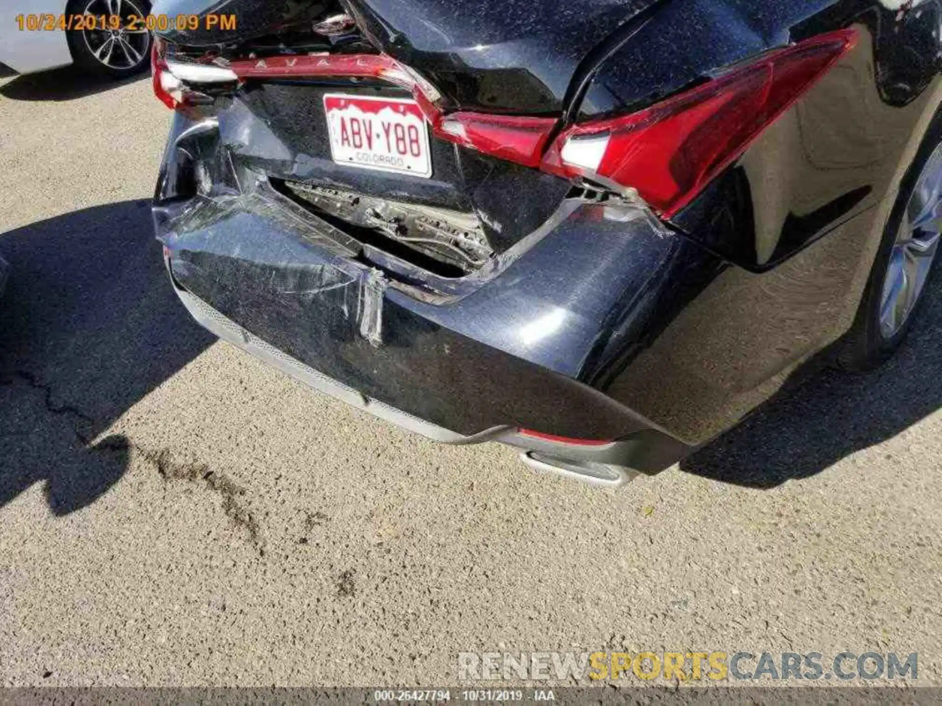 13 Photograph of a damaged car 4T1BZ1FB2KU035613 TOYOTA AVALON 2019