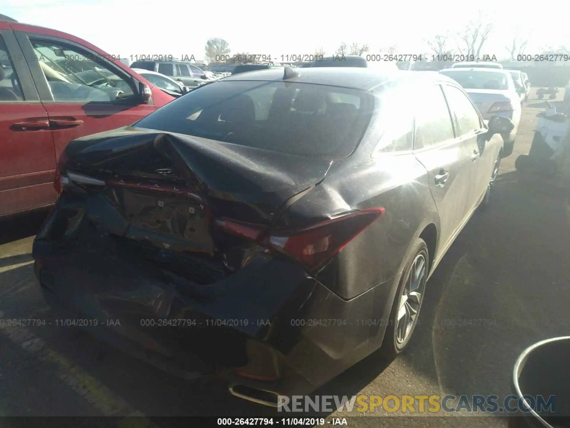 4 Photograph of a damaged car 4T1BZ1FB2KU035613 TOYOTA AVALON 2019