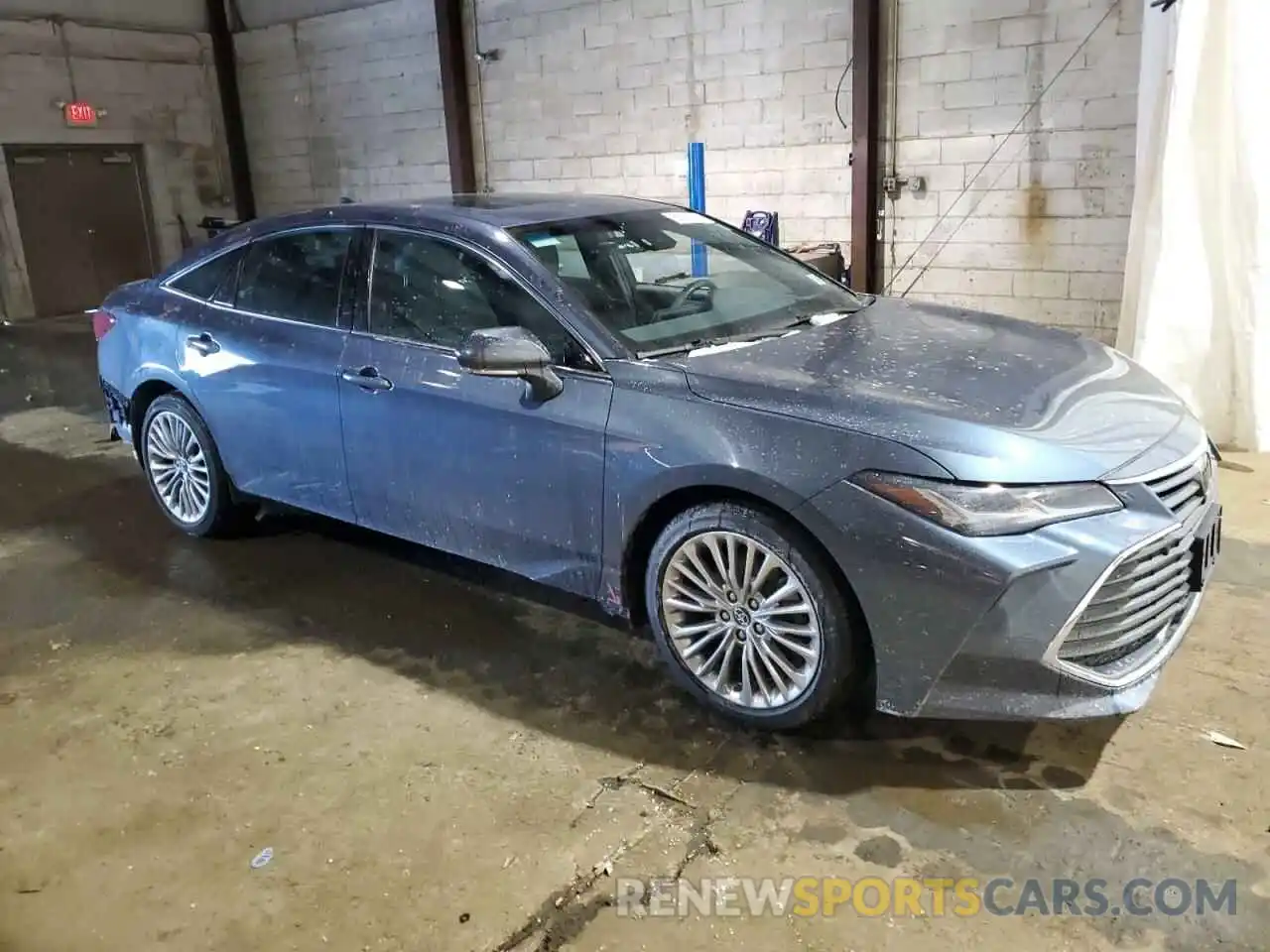 4 Photograph of a damaged car 4T1BZ1FB2KU038155 TOYOTA AVALON 2019