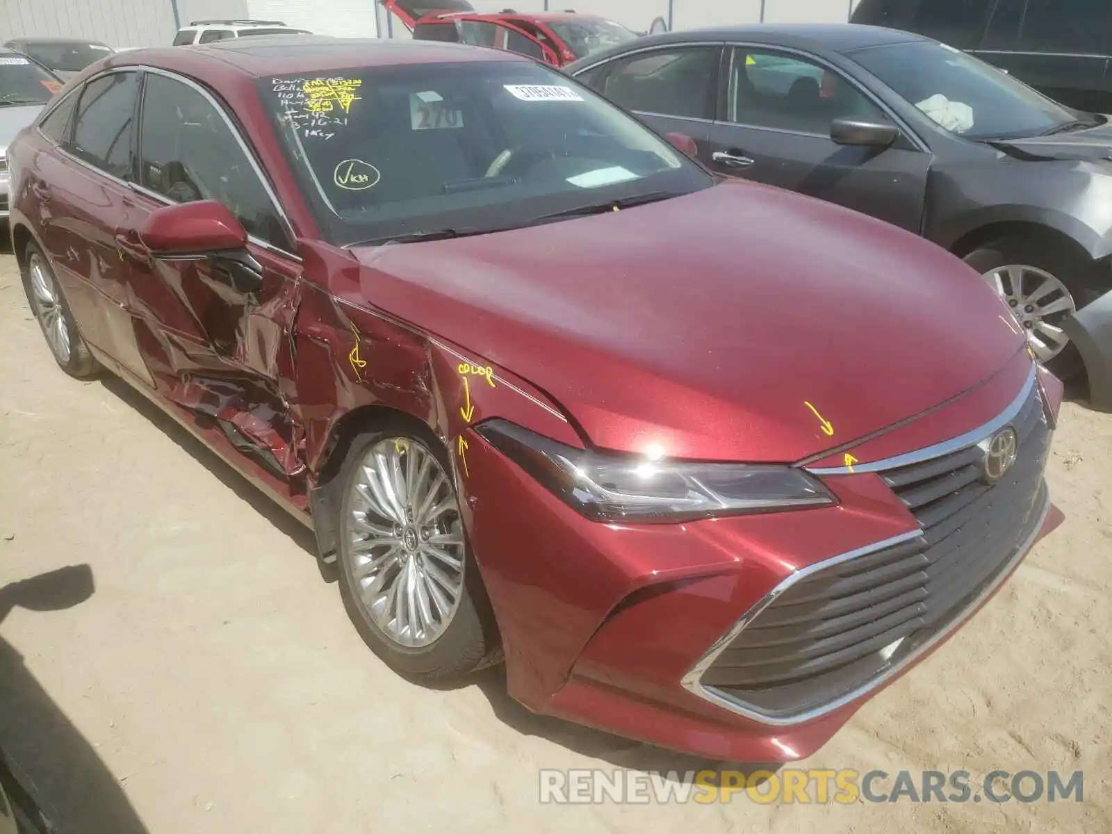 1 Photograph of a damaged car 4T1BZ1FB2KU038317 TOYOTA AVALON 2019