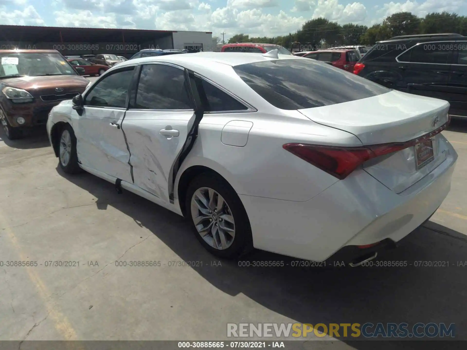 3 Photograph of a damaged car 4T1BZ1FB3KU003656 TOYOTA AVALON 2019