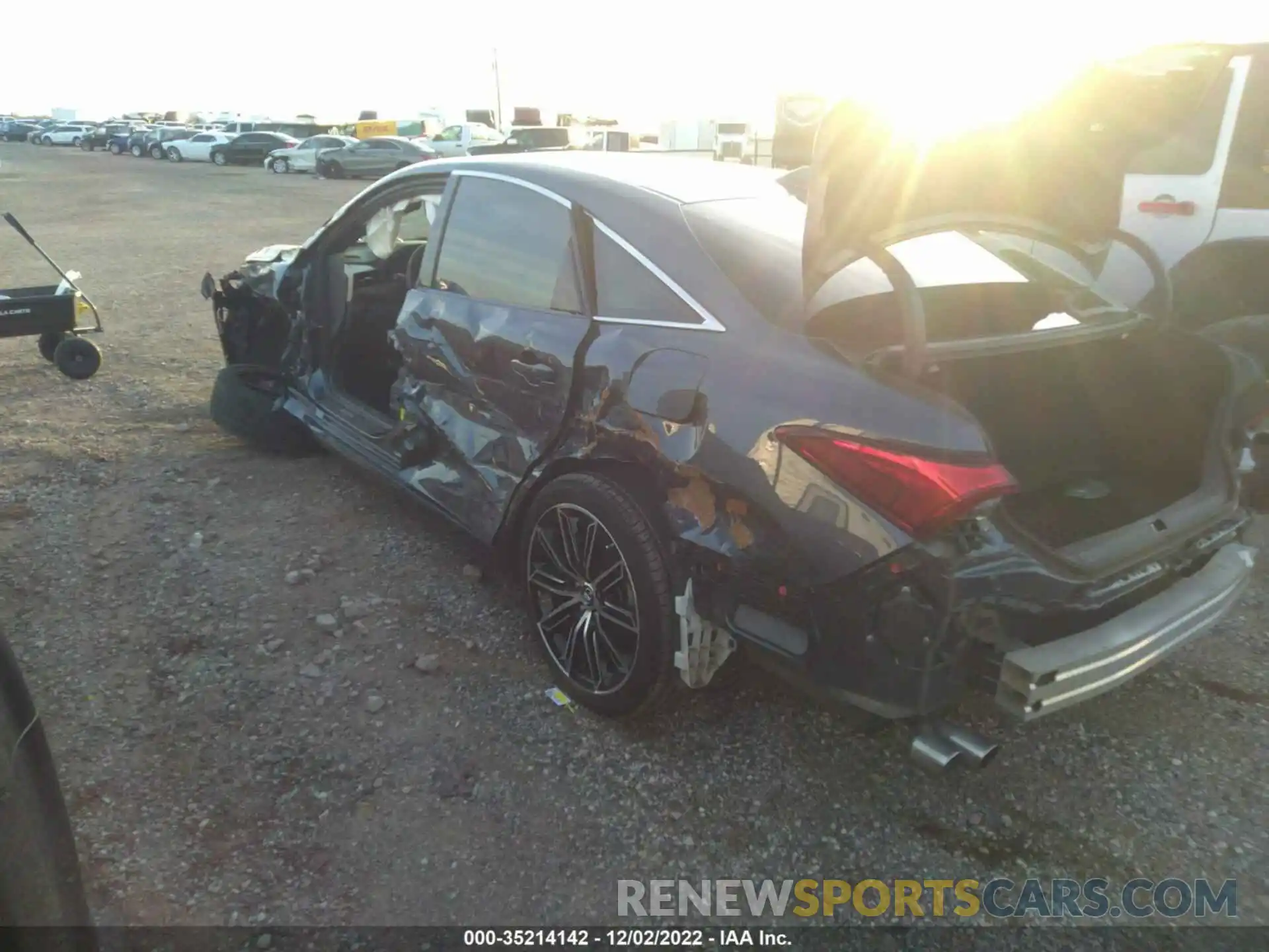 3 Photograph of a damaged car 4T1BZ1FB3KU004886 TOYOTA AVALON 2019