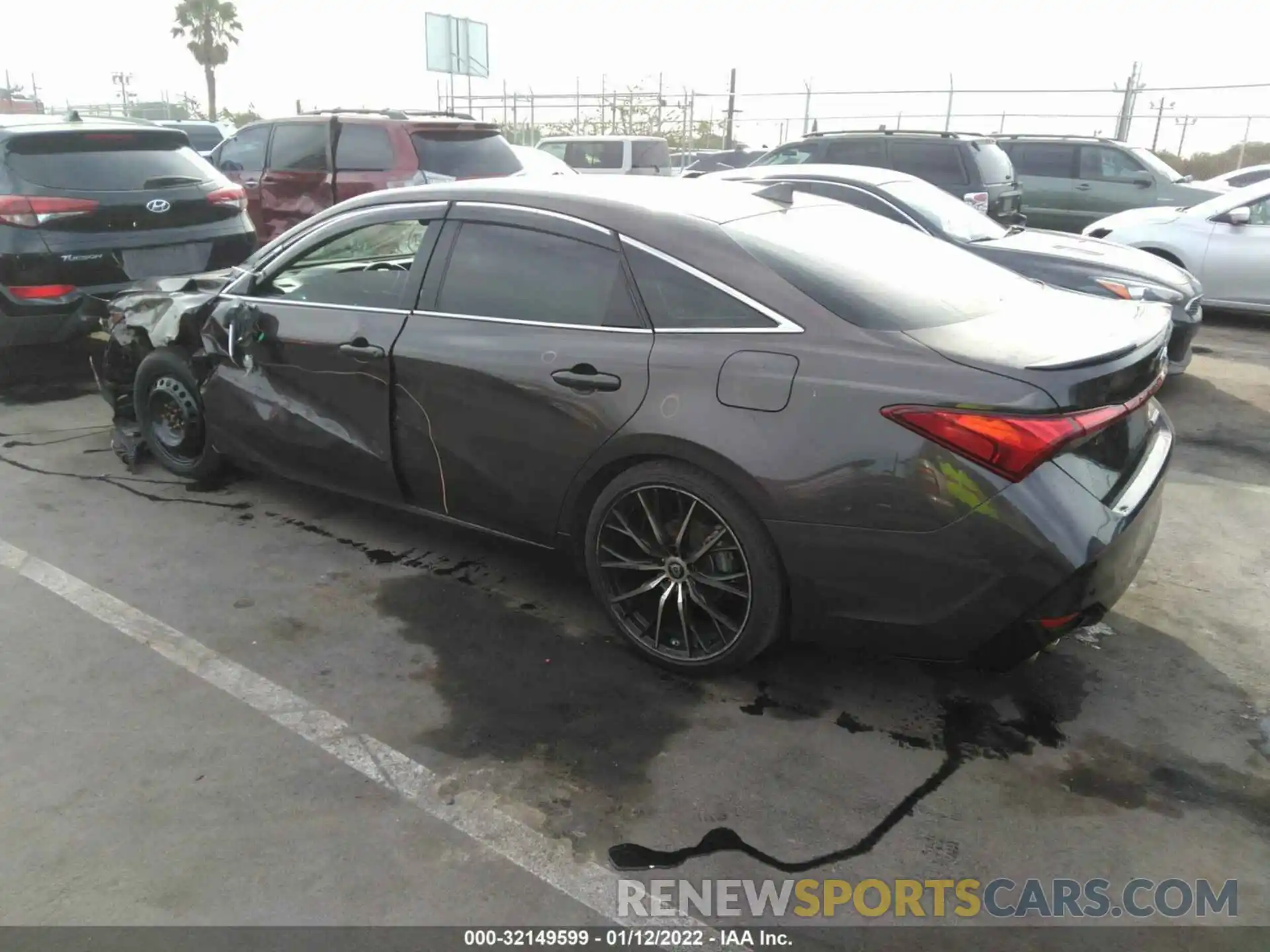 3 Photograph of a damaged car 4T1BZ1FB3KU006508 TOYOTA AVALON 2019