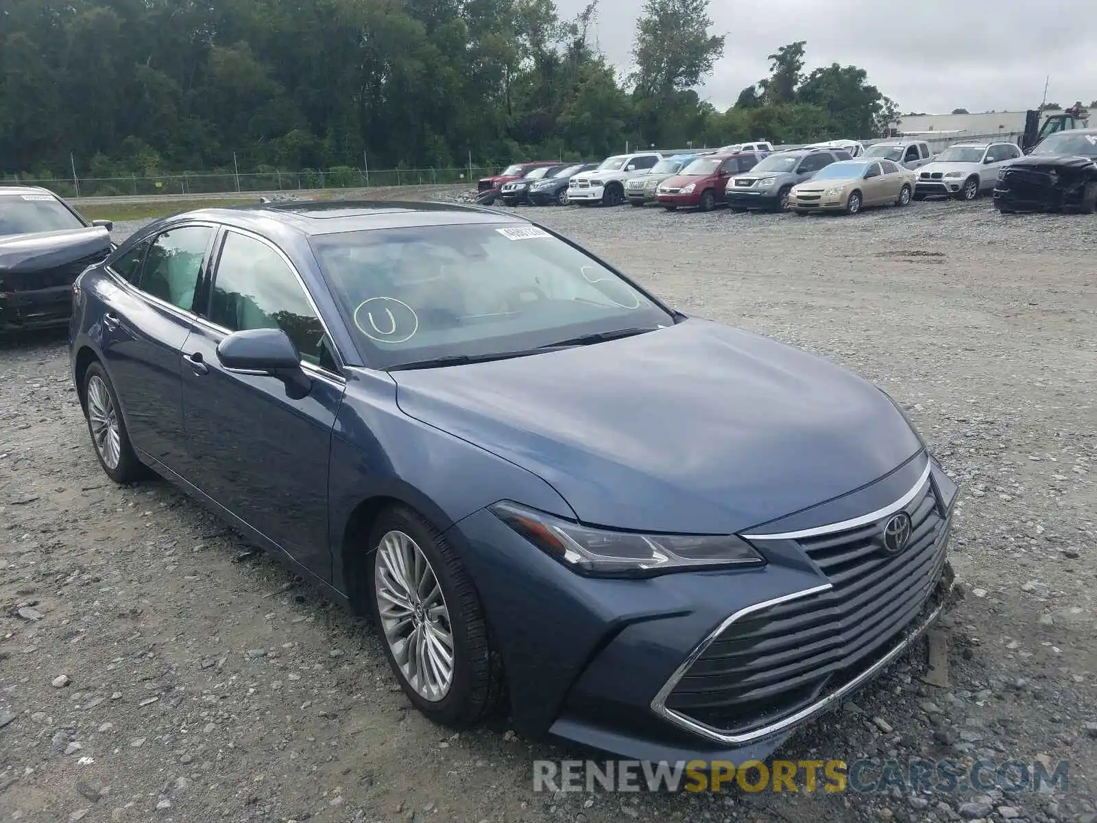 1 Photograph of a damaged car 4T1BZ1FB3KU014639 TOYOTA AVALON 2019