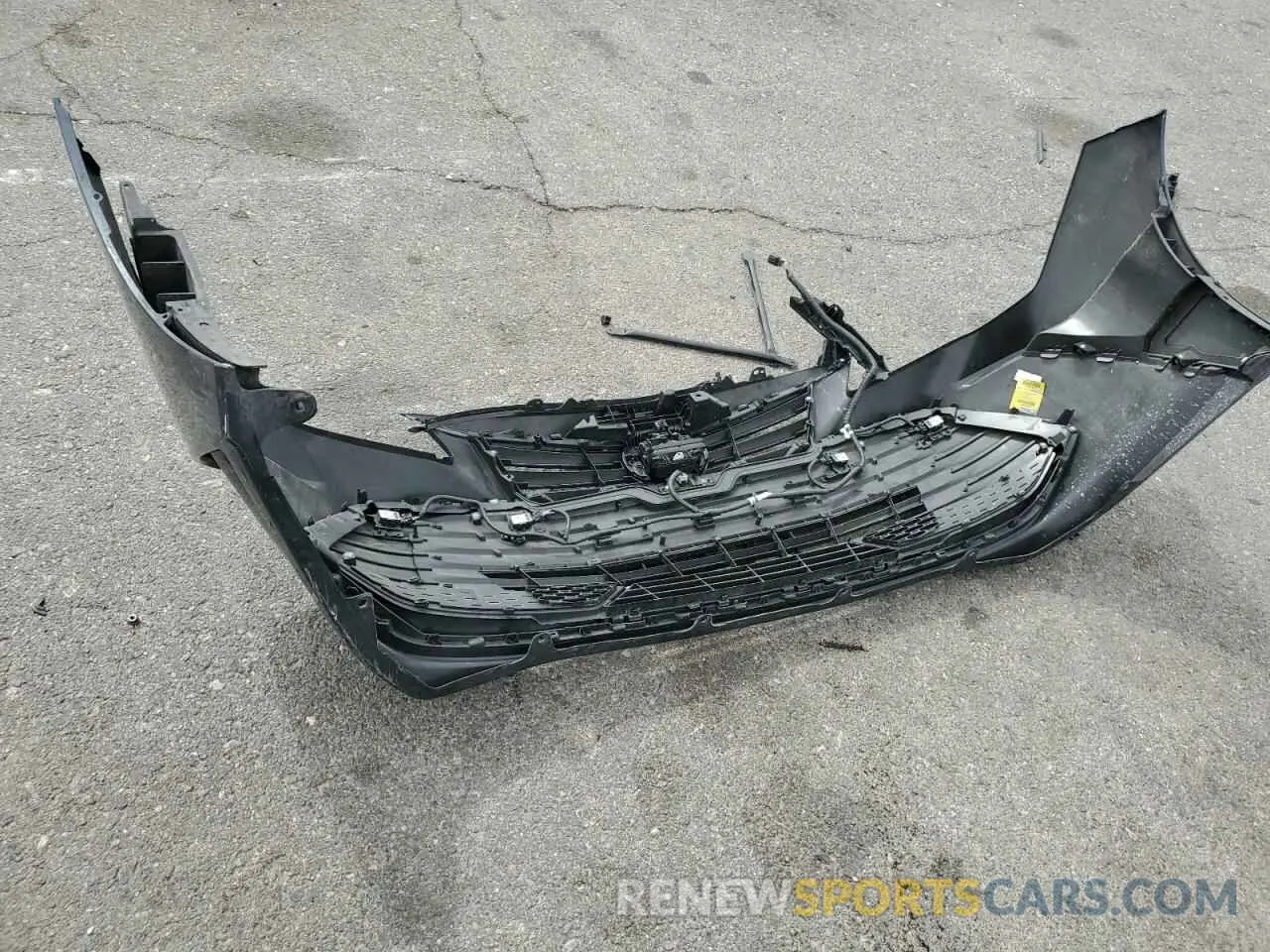 12 Photograph of a damaged car 4T1BZ1FB3KU020330 TOYOTA AVALON 2019