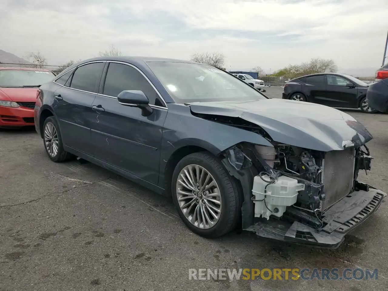4 Photograph of a damaged car 4T1BZ1FB3KU020330 TOYOTA AVALON 2019