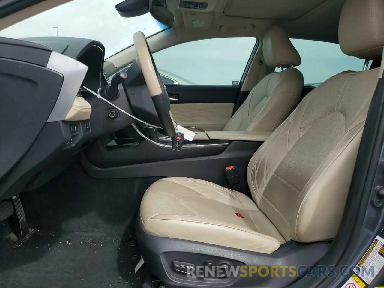 7 Photograph of a damaged car 4T1BZ1FB3KU020330 TOYOTA AVALON 2019