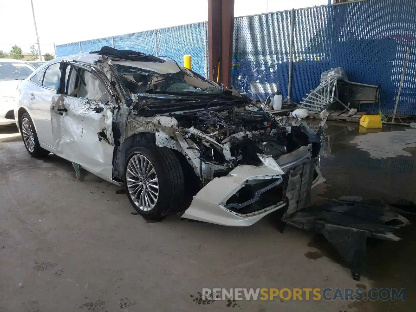 1 Photograph of a damaged car 4T1BZ1FB3KU023972 TOYOTA AVALON 2019