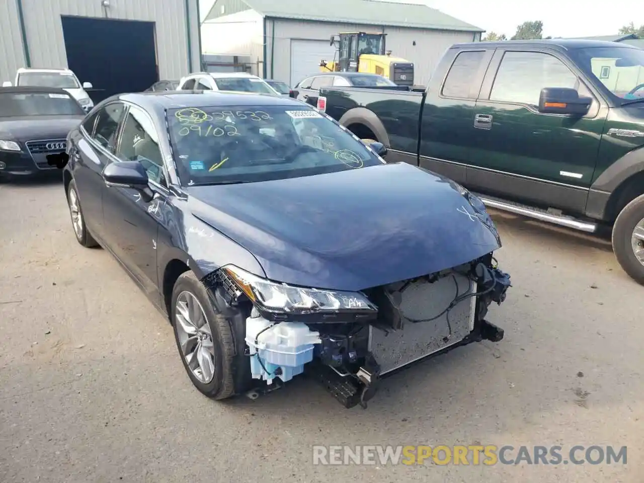 1 Photograph of a damaged car 4T1BZ1FB3KU024636 TOYOTA AVALON 2019