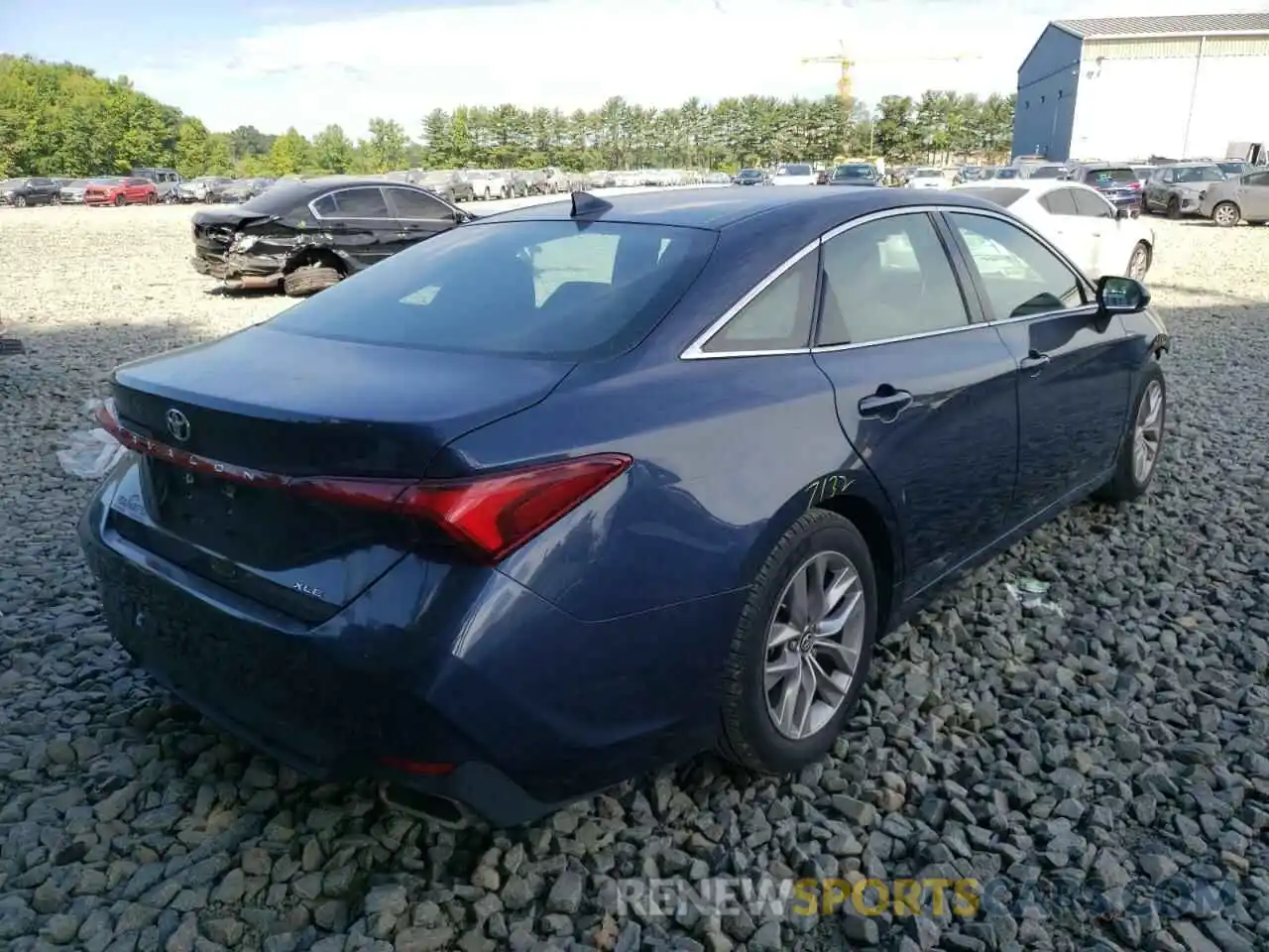 4 Photograph of a damaged car 4T1BZ1FB3KU025804 TOYOTA AVALON 2019