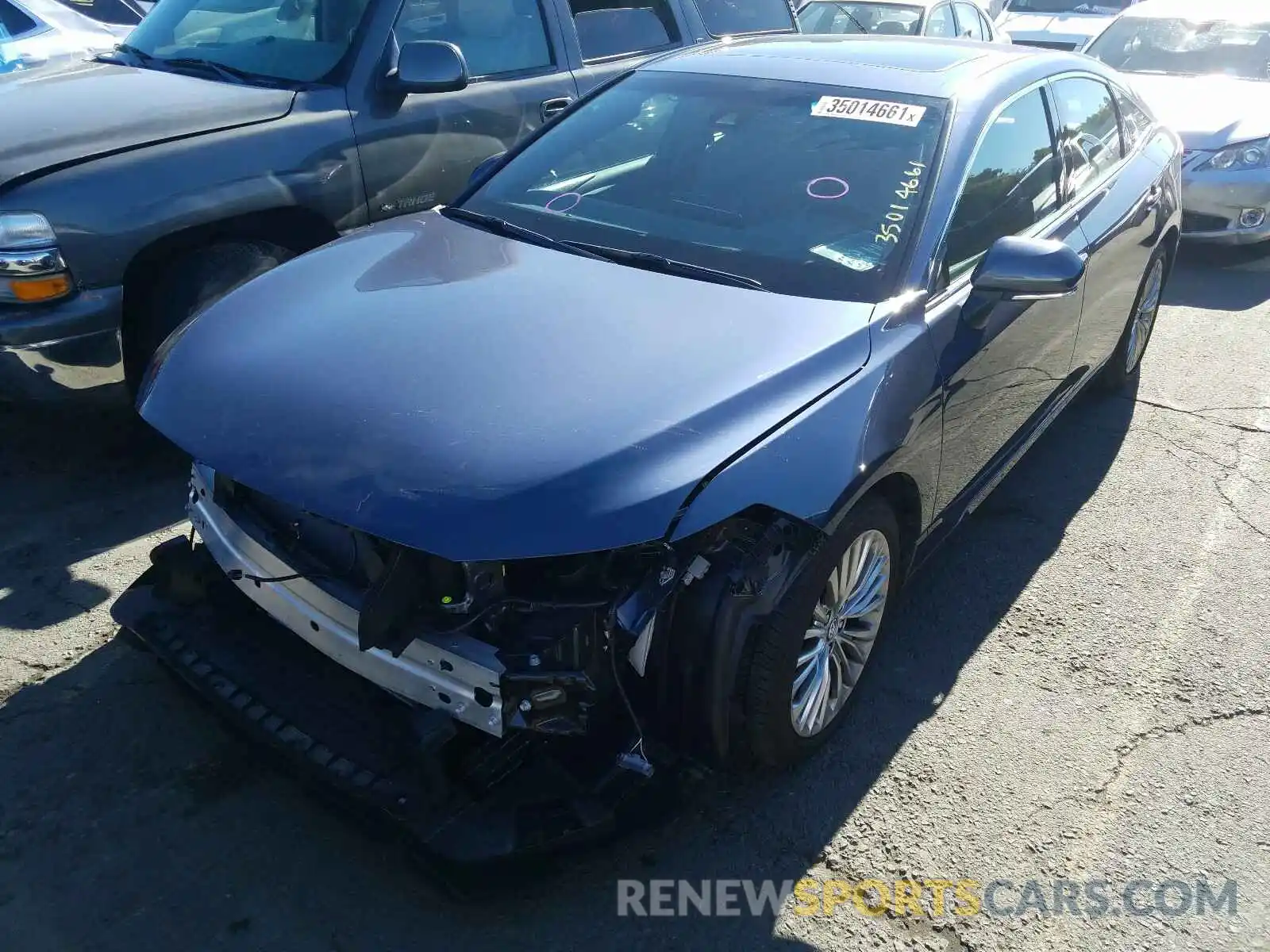 2 Photograph of a damaged car 4T1BZ1FB3KU025897 TOYOTA AVALON 2019