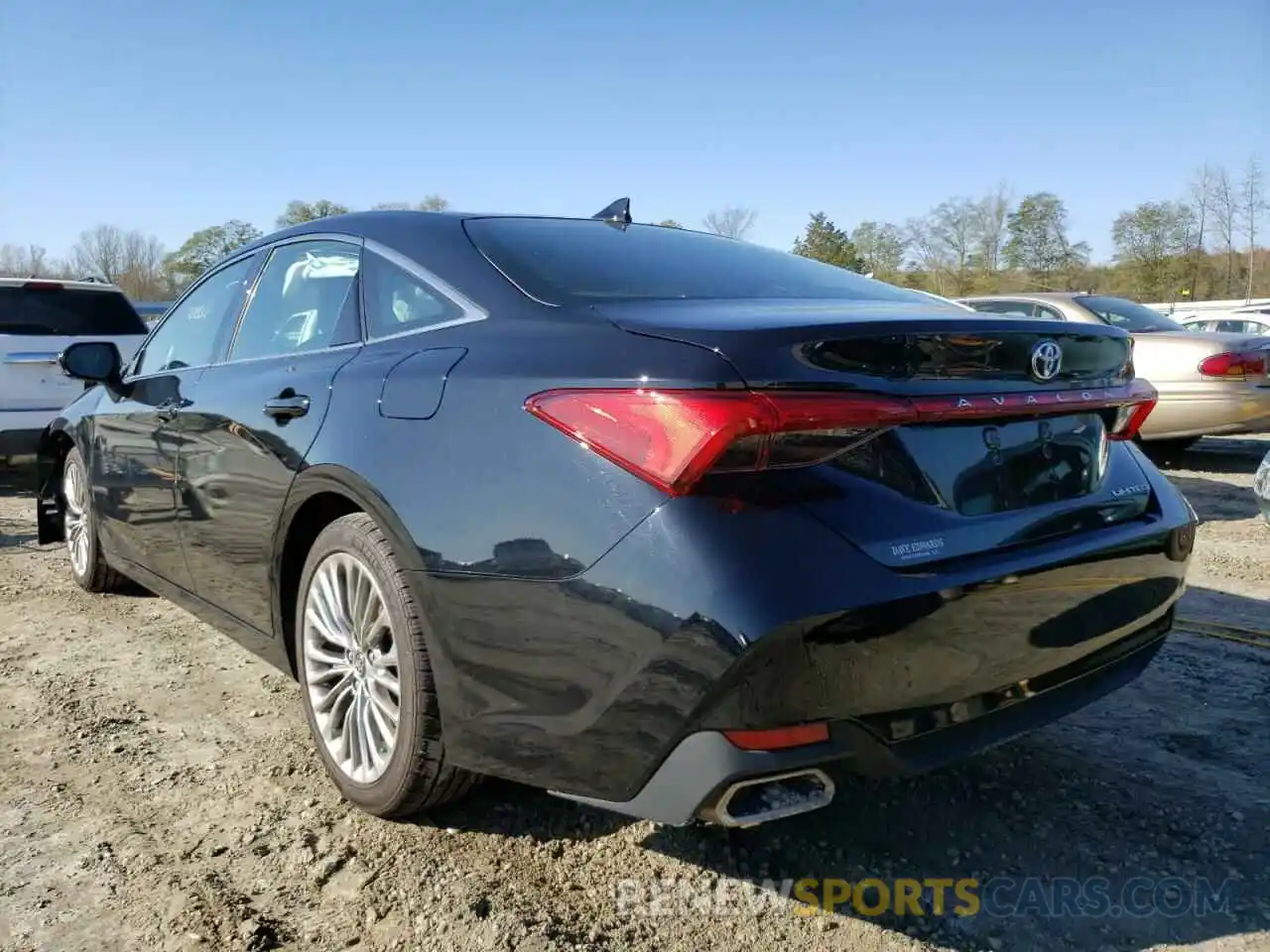 3 Photograph of a damaged car 4T1BZ1FB3KU026855 TOYOTA AVALON 2019