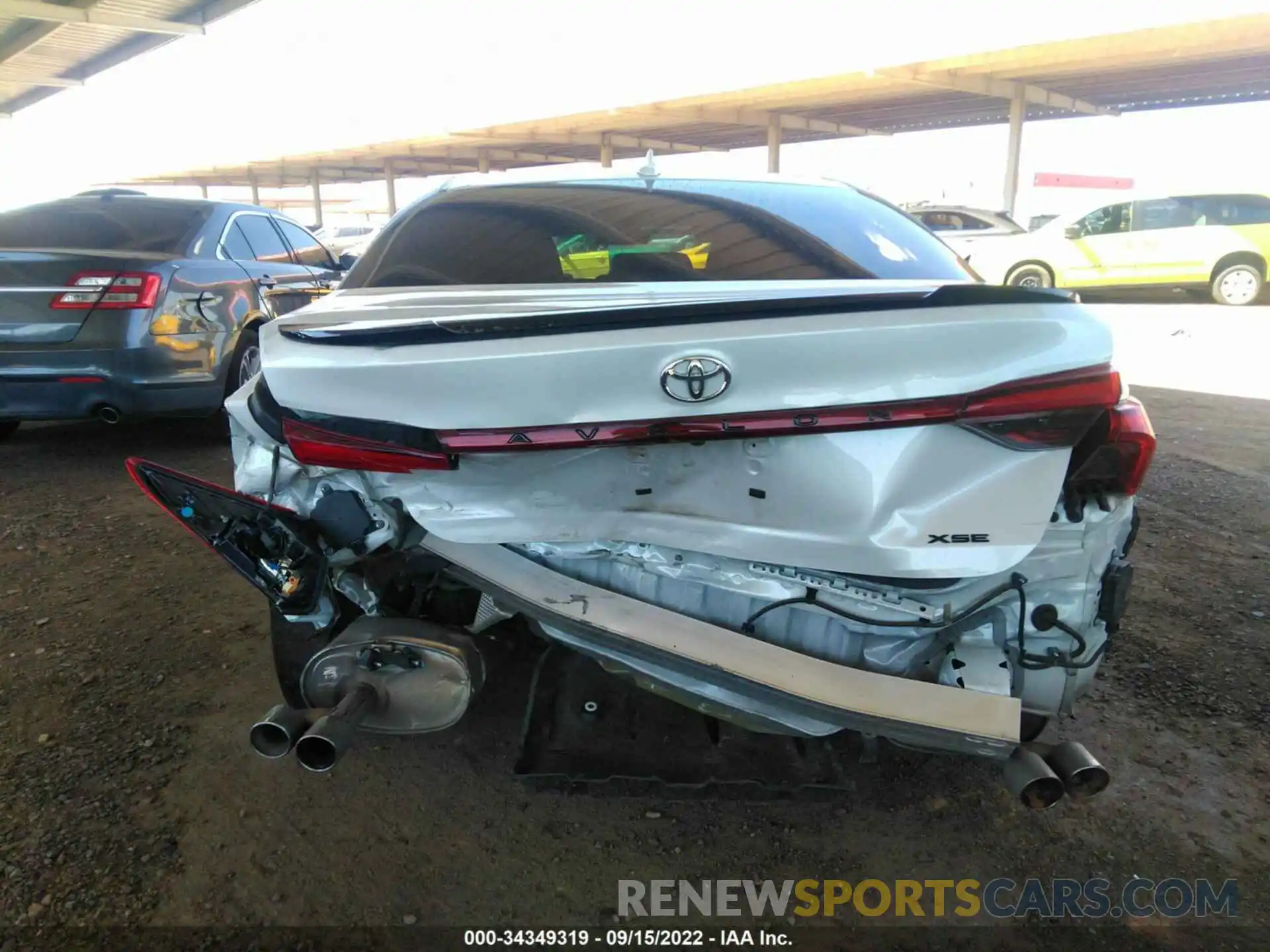 6 Photograph of a damaged car 4T1BZ1FB3KU030579 TOYOTA AVALON 2019