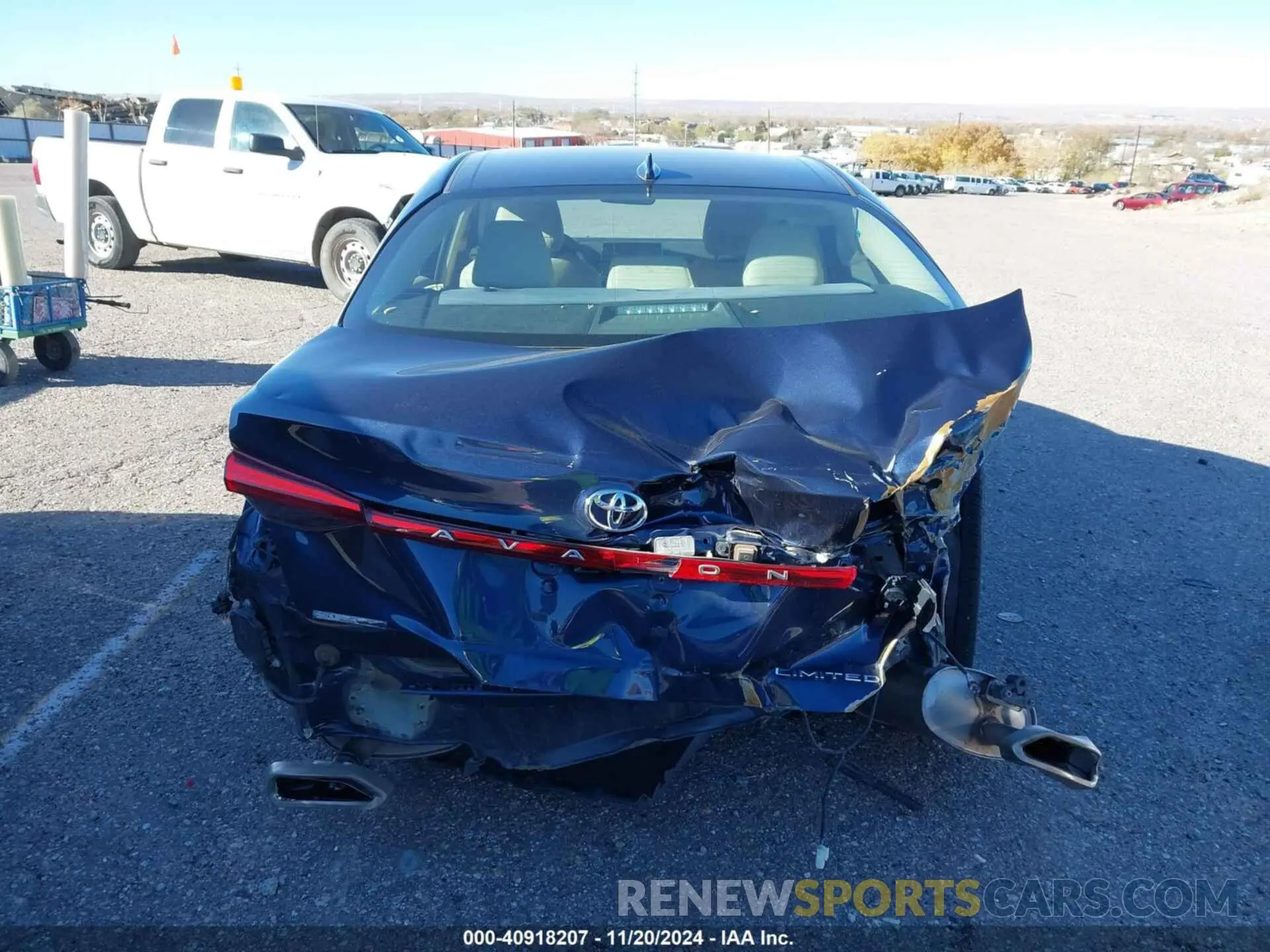 17 Photograph of a damaged car 4T1BZ1FB3KU034454 TOYOTA AVALON 2019